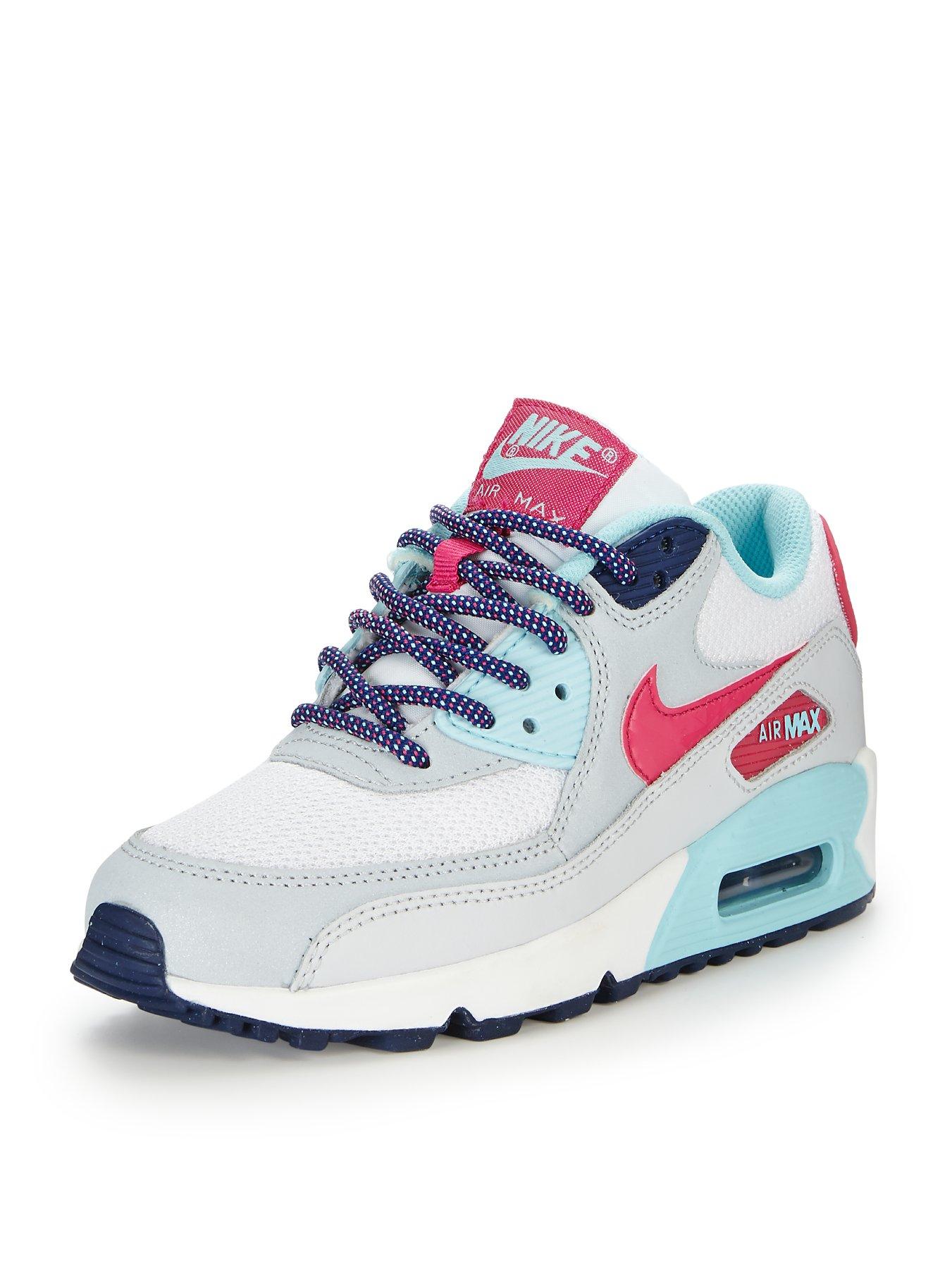 nike-trainer-junior