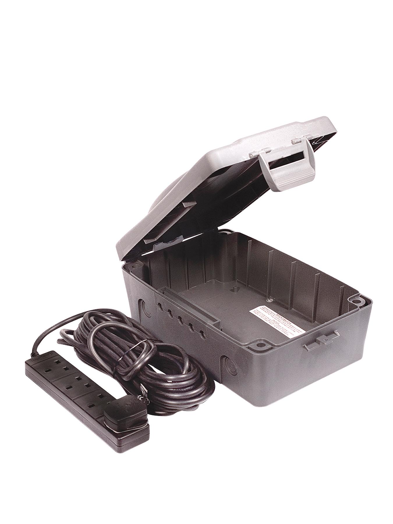 British General Weatherproof Box with 4 Socket, 8m Extension Lead (Black) British General Weatherproof Box with 4 Socket, 8m Extension Lead (Black)