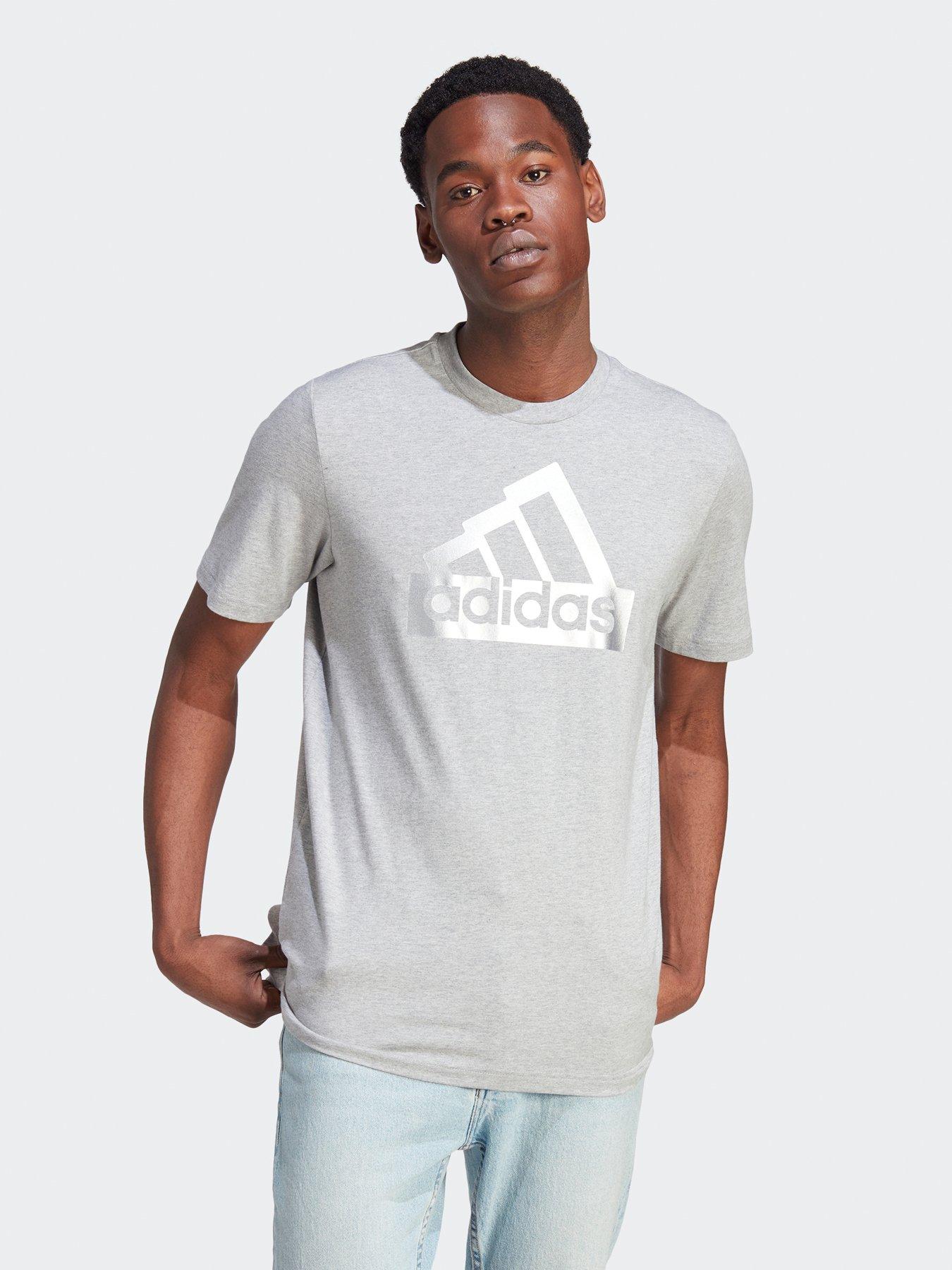 Adidas shirt with outlet jeans