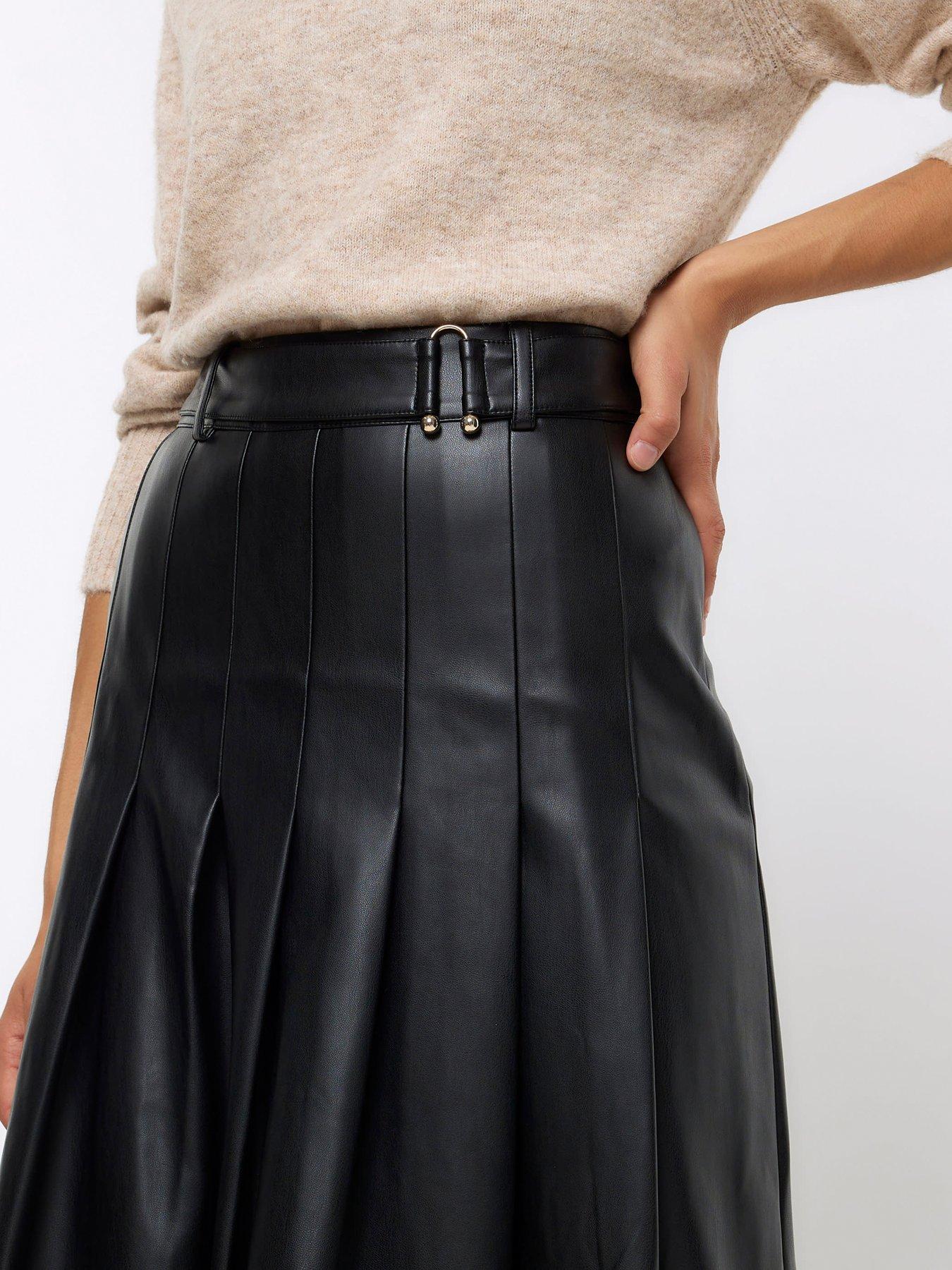 Pleated skirt river island hotsell