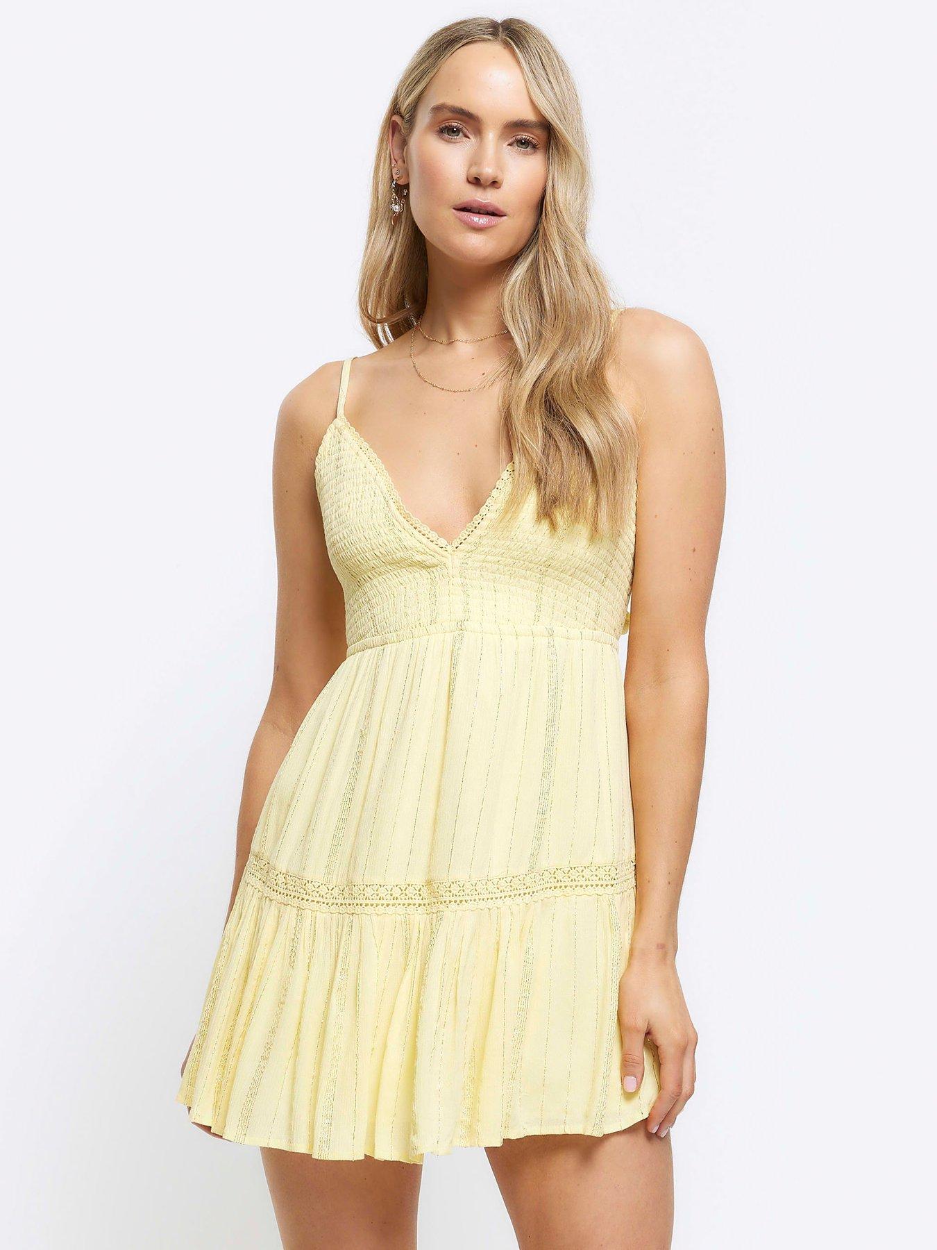 Yellow dress for store teenager