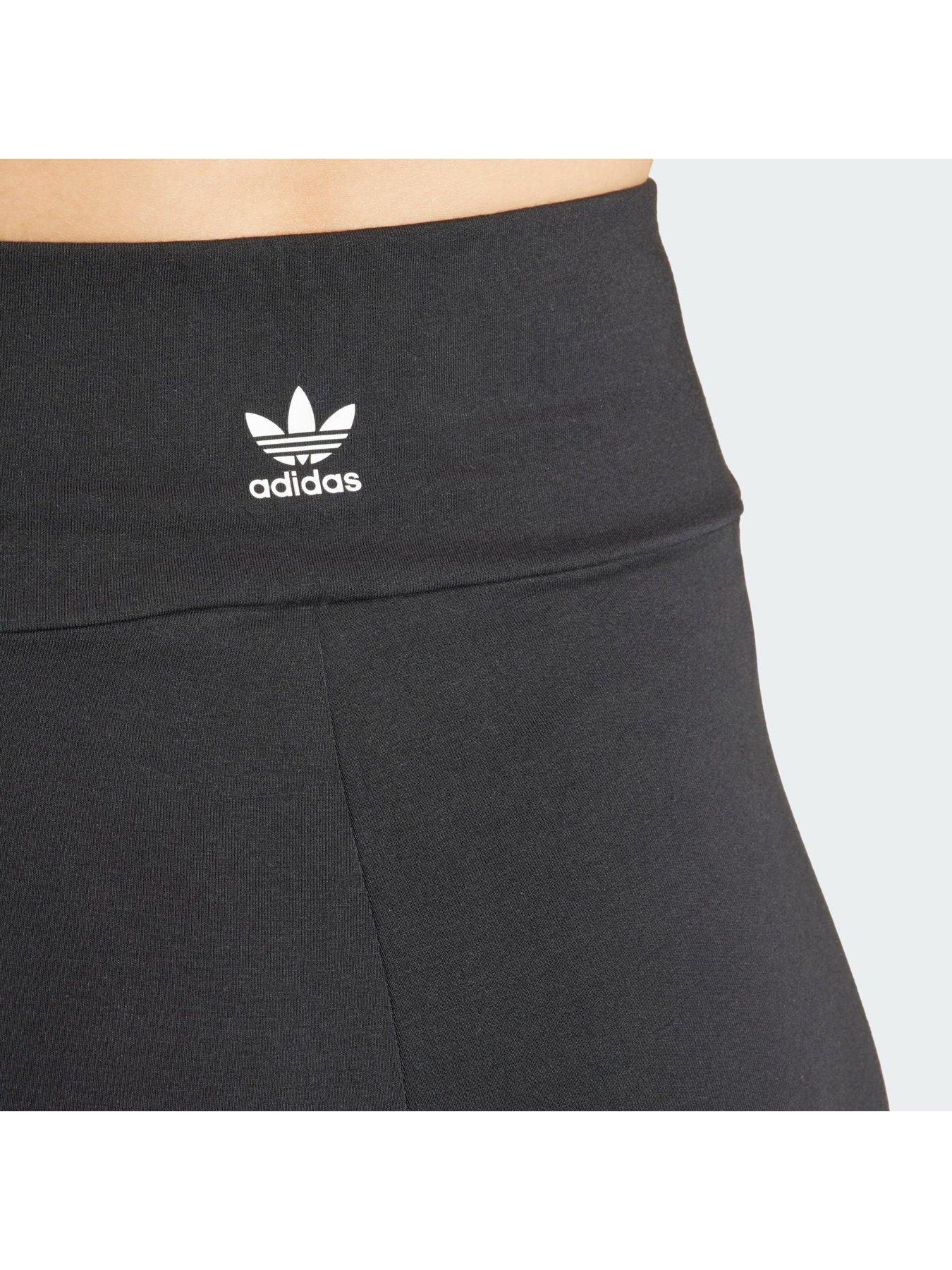 Image 4 of 5 of adidas Originals 3-Stripes Leggings&nbsp;