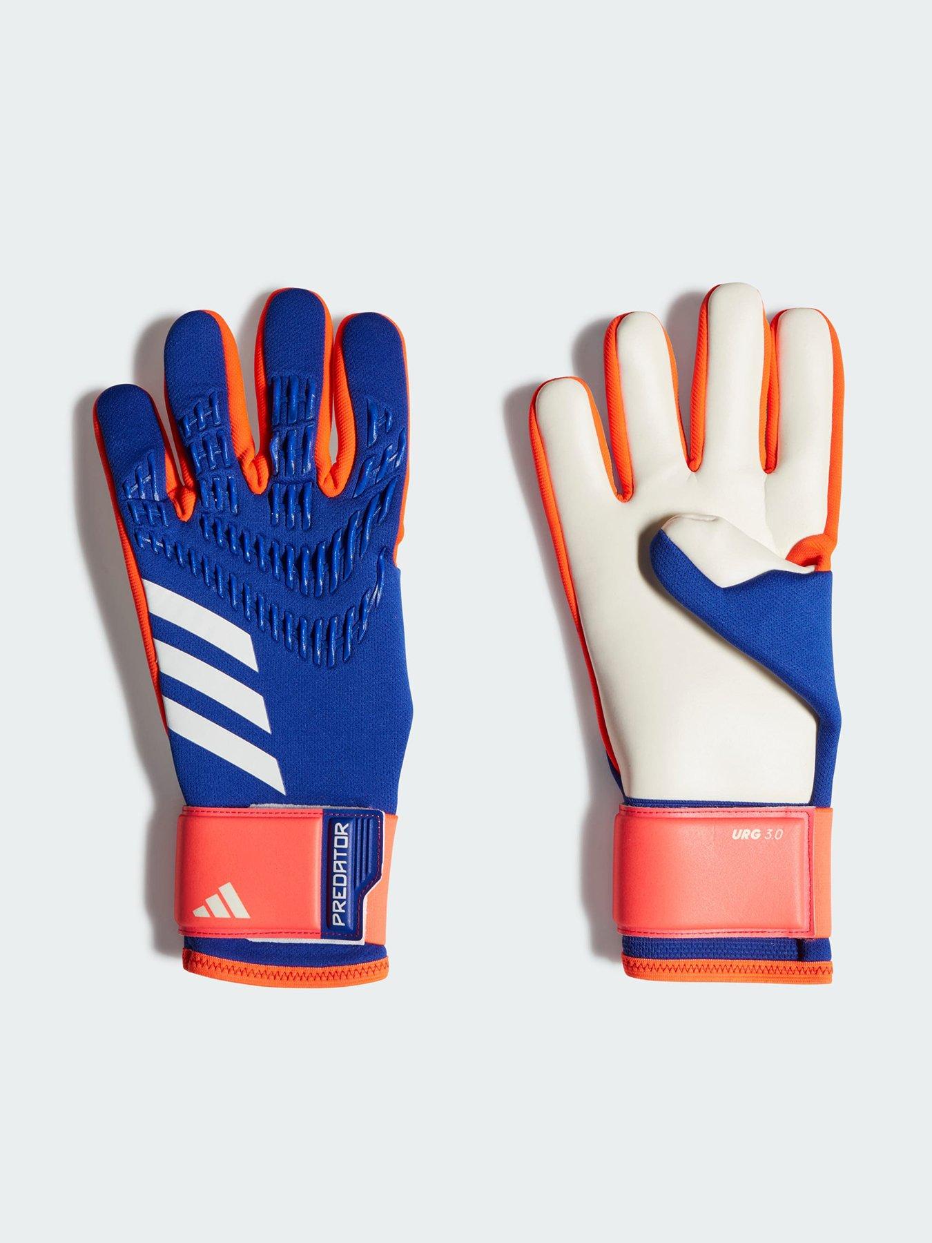 sports-travel-adidas-12-very