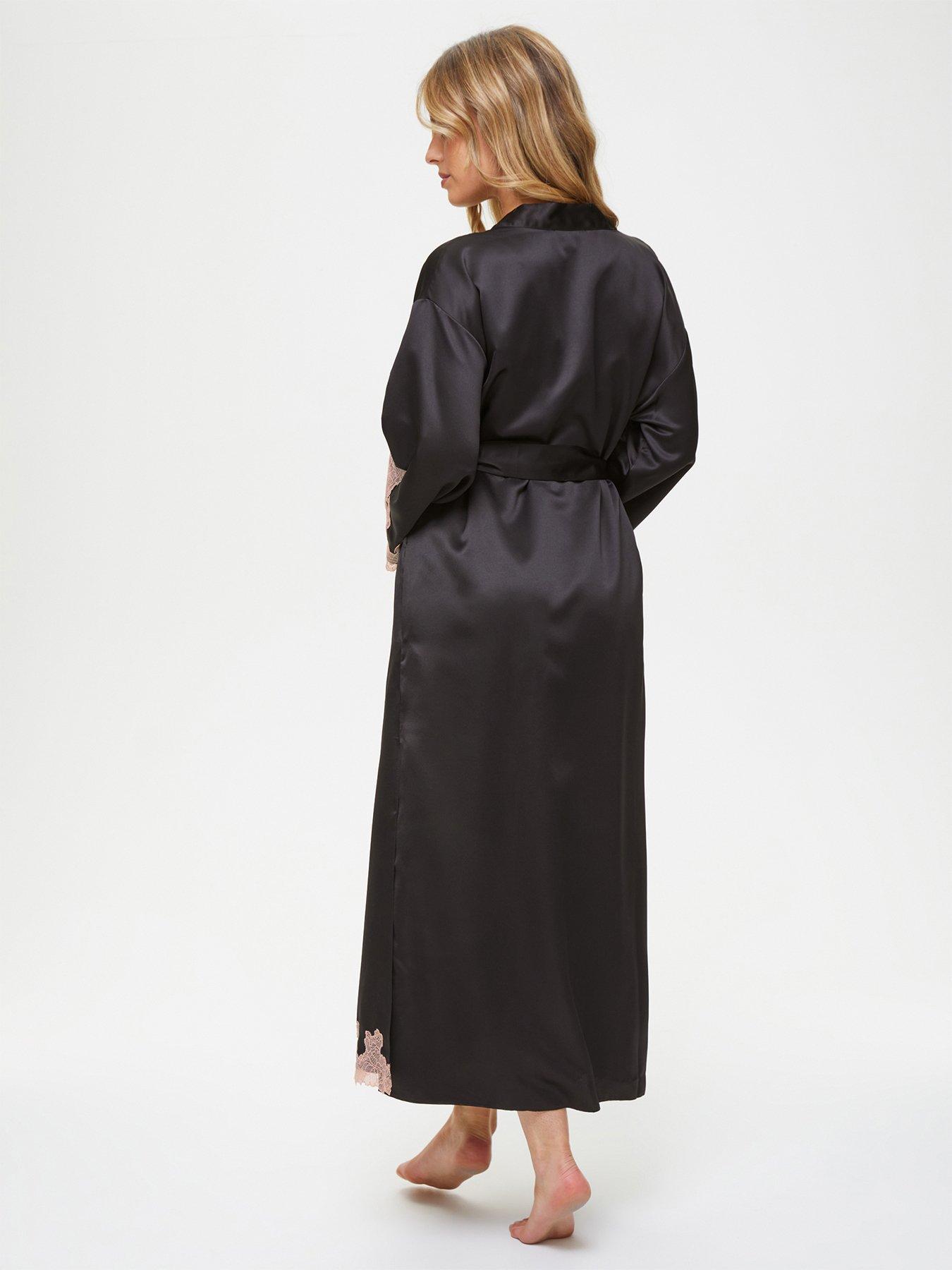 Image 2 of 5 of Ann Summers Sorella Maxi Robe - Black