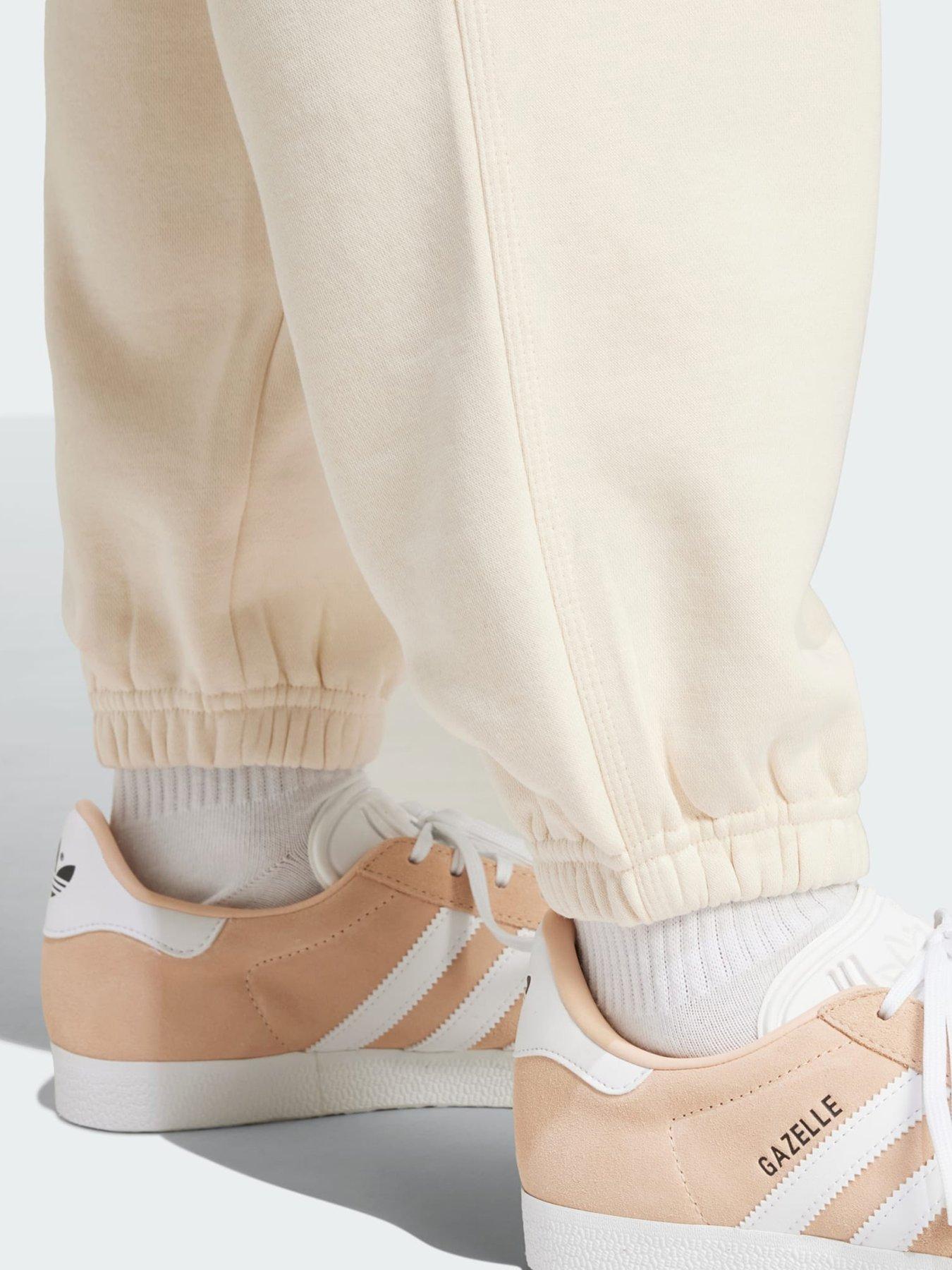 Image 3 of 5 of adidas Originals Essentials Fleece Loose Joggers - Purple