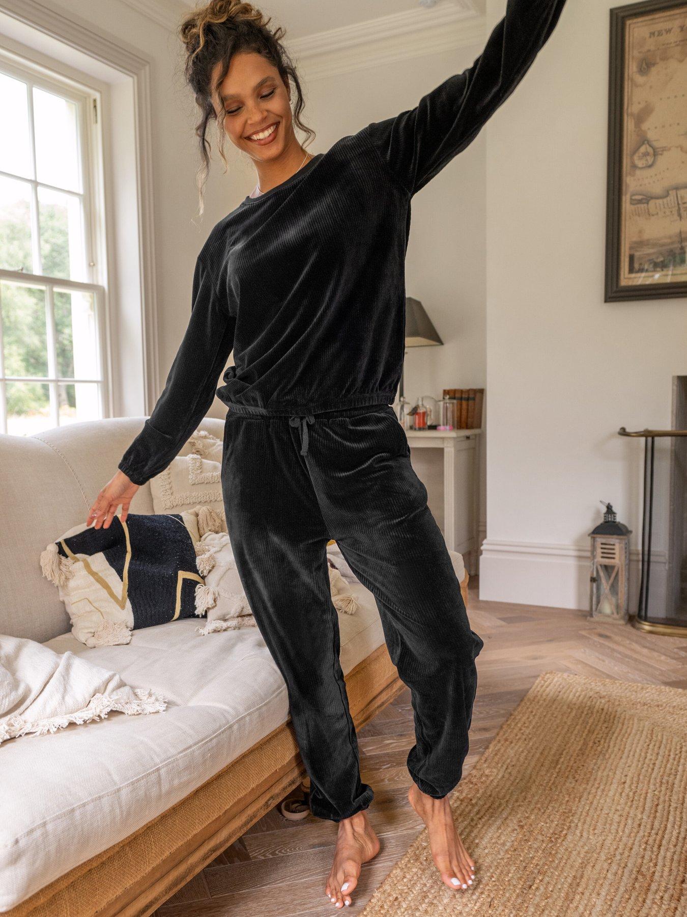 Image 3 of 4 of Pour Moi Ribbed Cosy Fleece Lounge Pyjama Set - Black