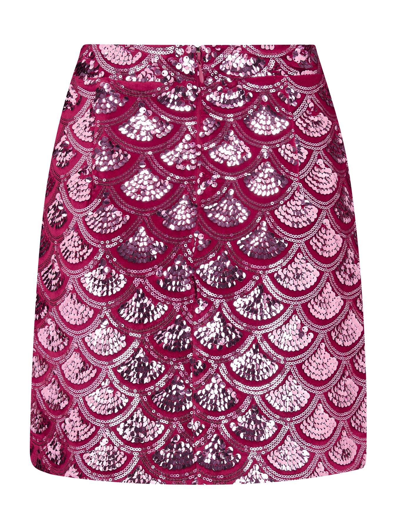 Image 4 of 4 of Pour Moi Selena Velvet Sequin Mini Skirt - Multi