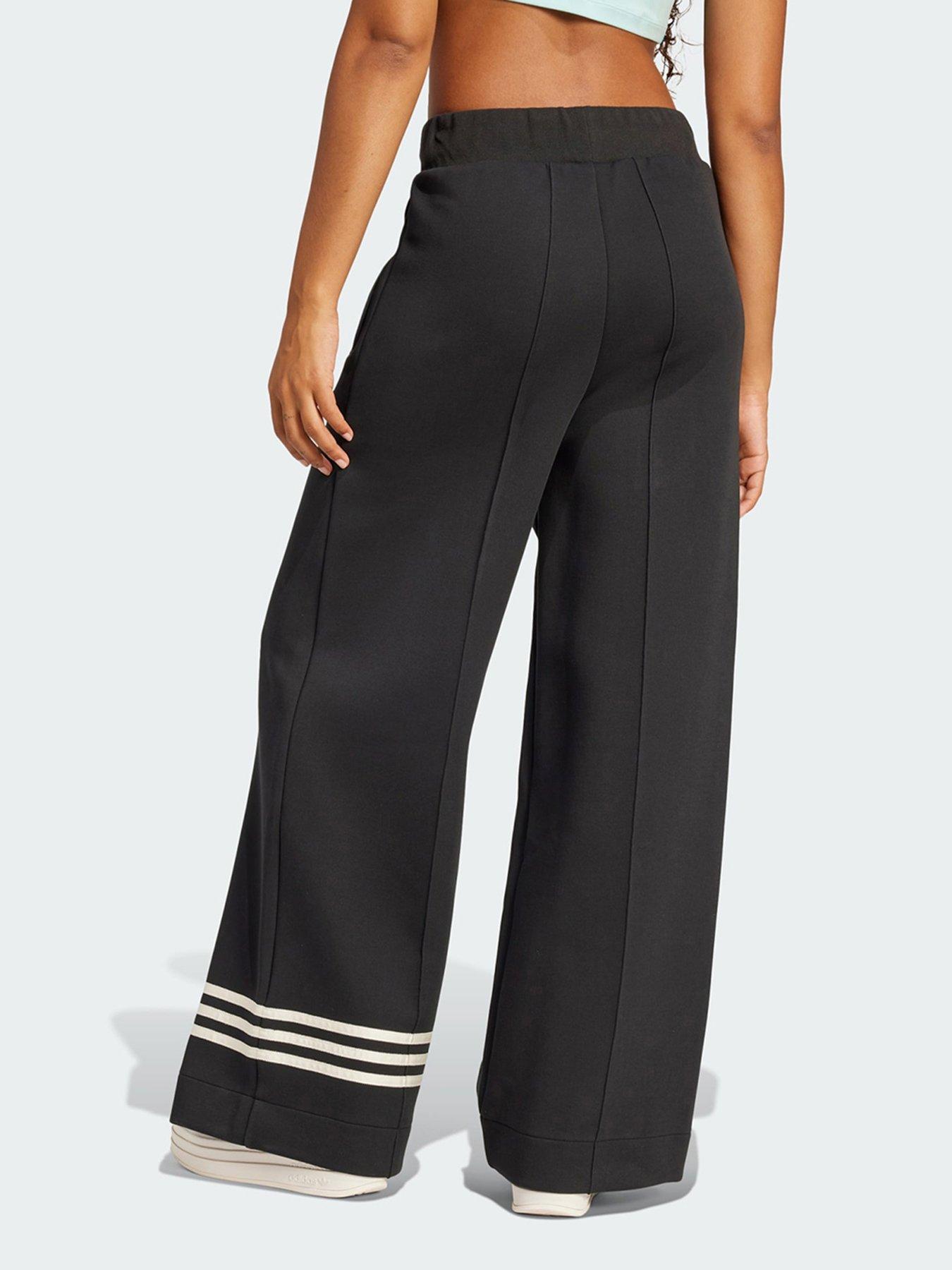 Image 2 of 5 of adidas Originals Adicolor Neuclassics Track Pants - Black