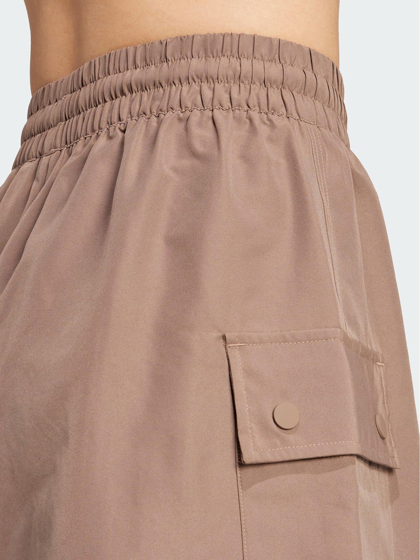 Image 3 of 5 of adidas Originals Essentials Woven High-Waist Cargo Shorts