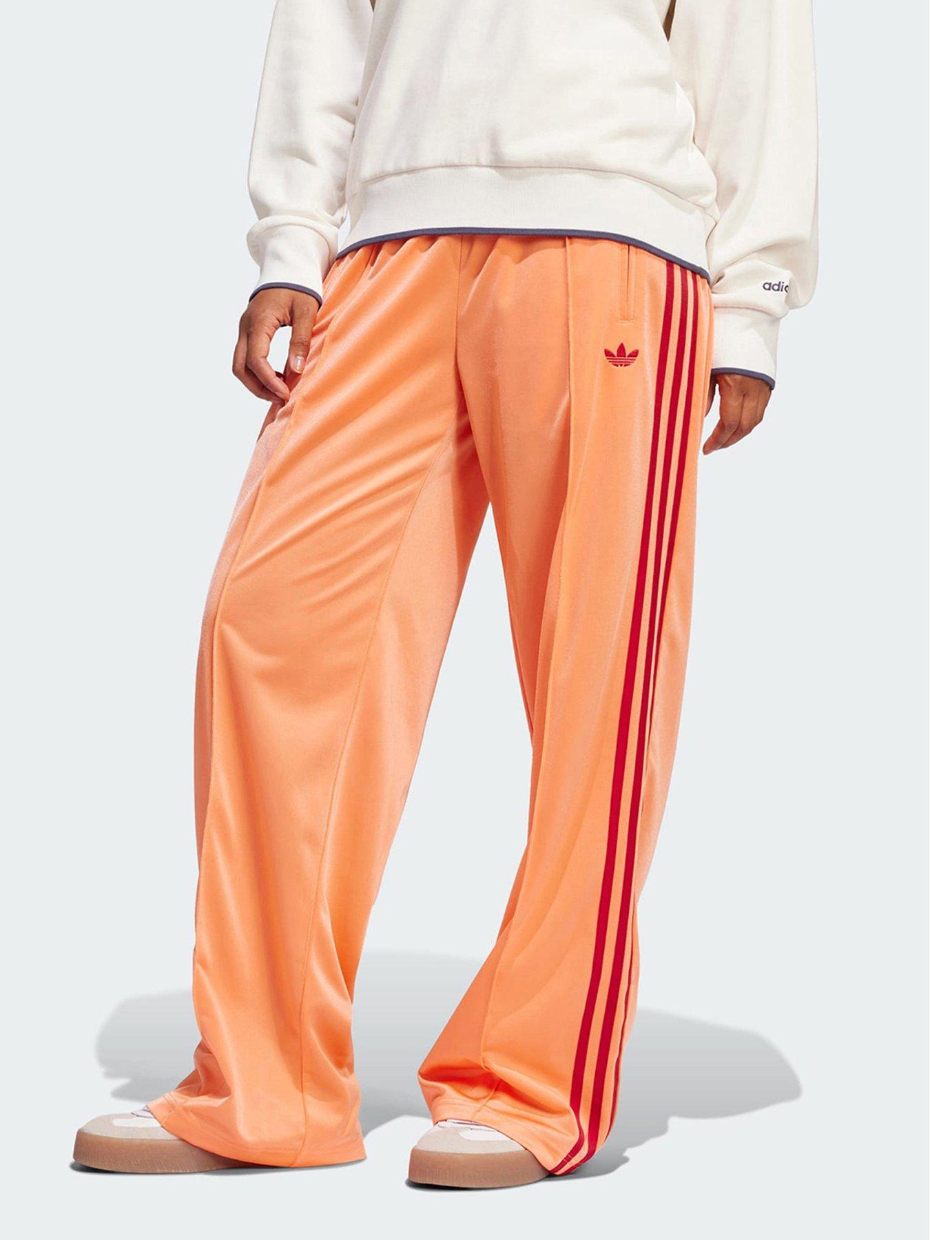 アディダスオリジナル☆3-Stripes Flared Firebird Track Pants adidas 3-Stripes Flared Firebird Track Pants - Black | Free