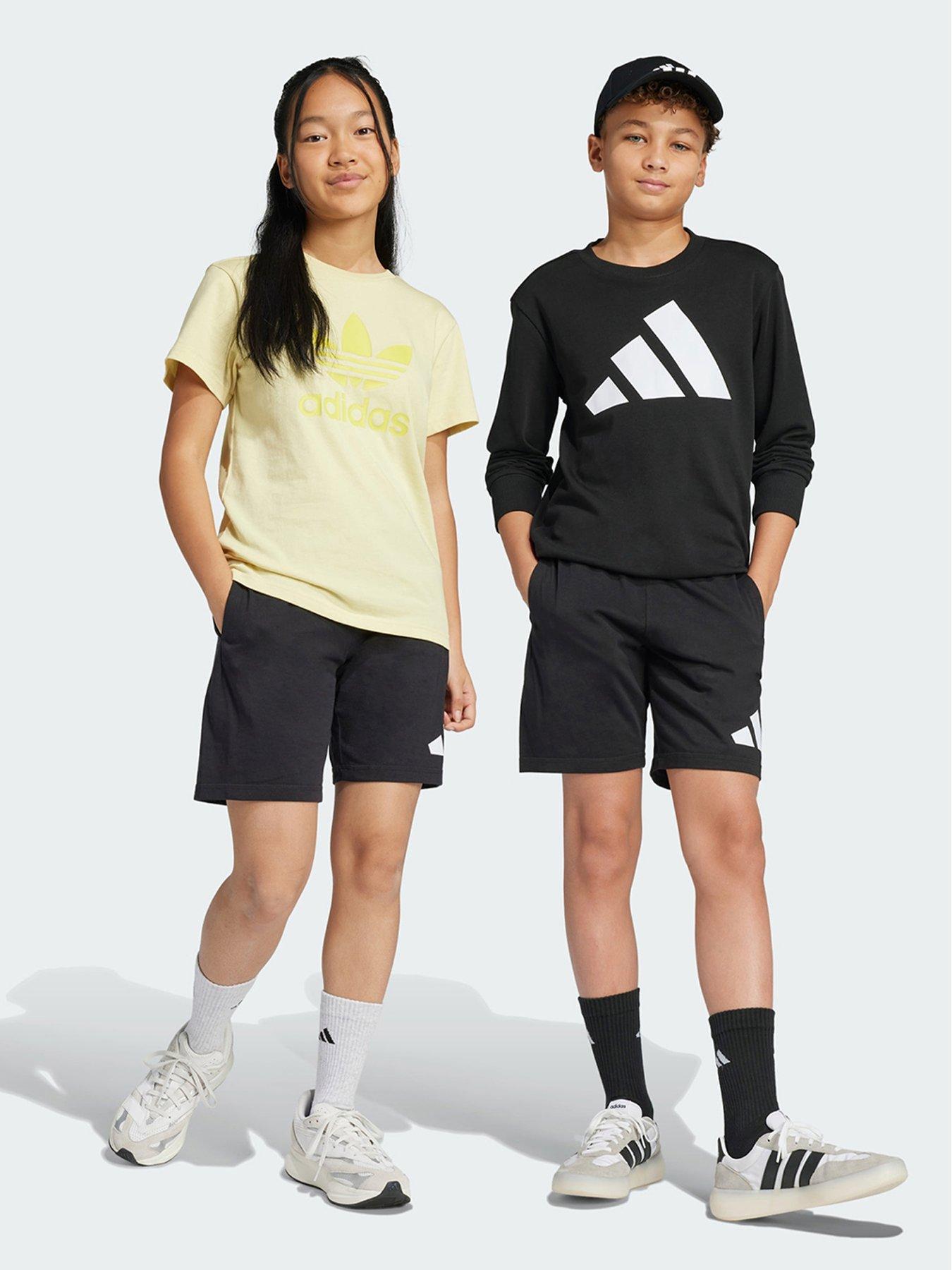 Image 2 of 5 of adidas Essentials Shorts Kids - Black/White
