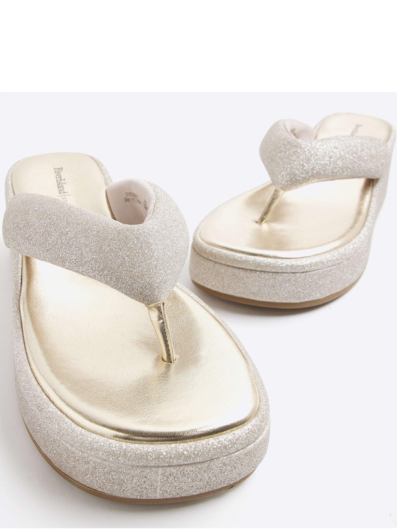 Image 4 of 5 of River Island Toe Thong Wedge Sandals