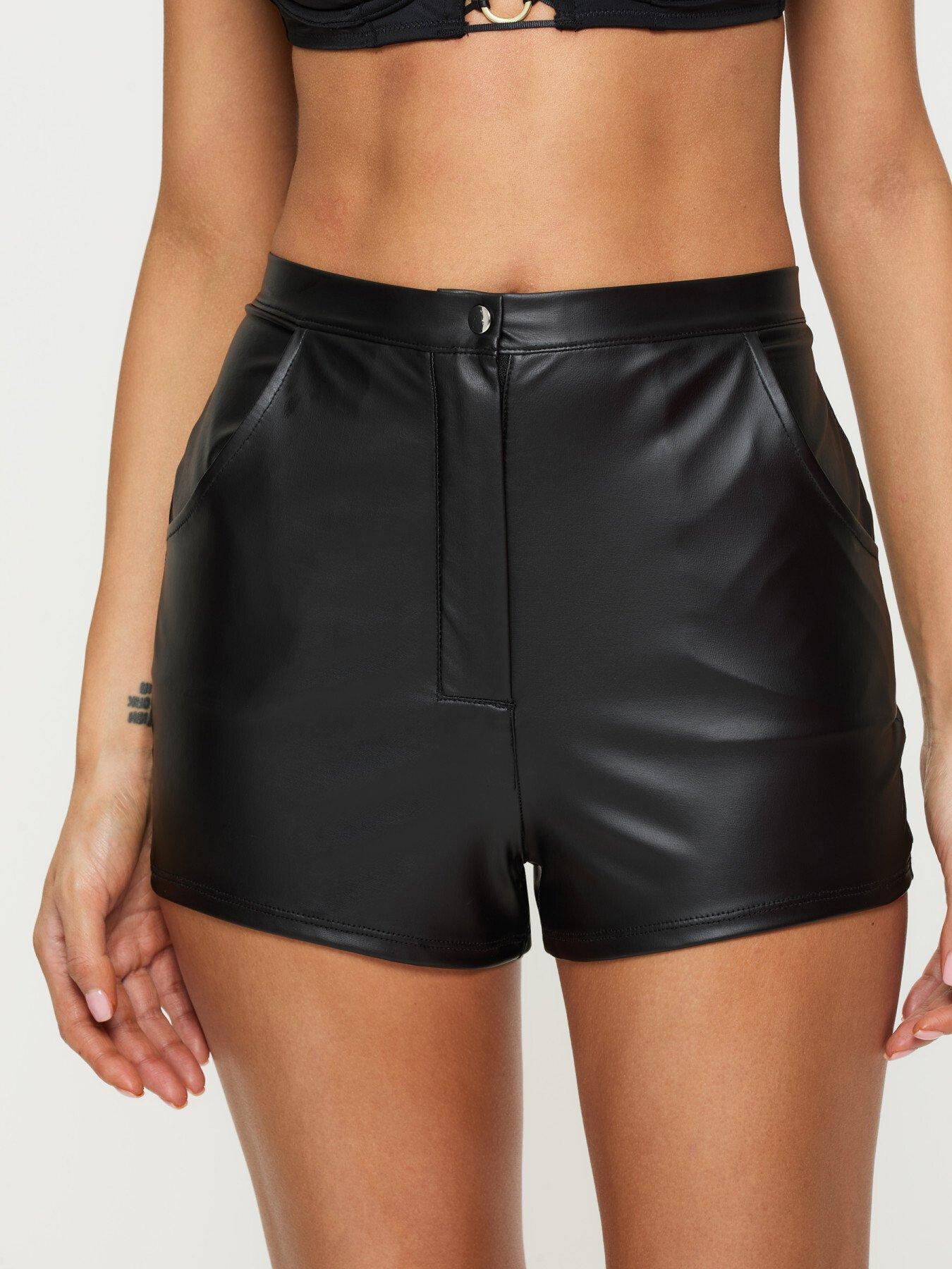 undefined Plain PU Short