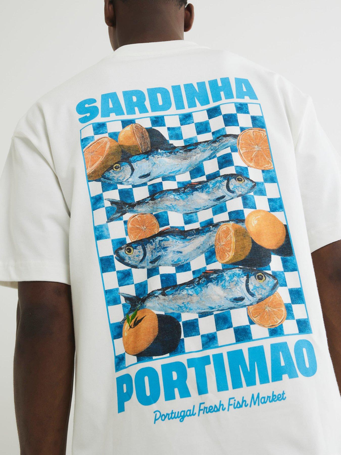 Image 4 of 4 of River Island White Boxy Fit Lemon Sardine T-shirt