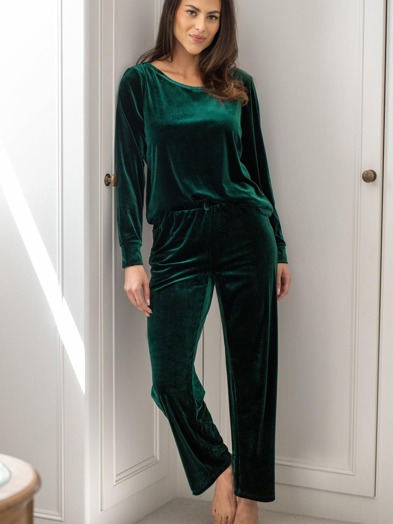 Pour Moi Velour Lounge Pyjama Set