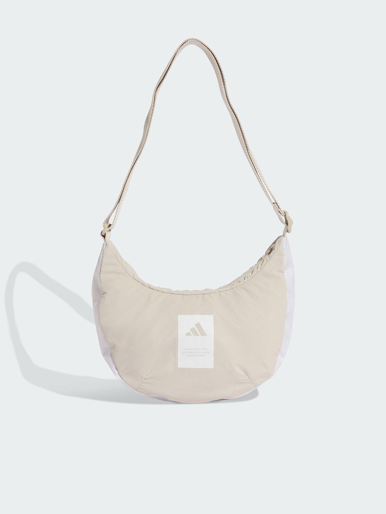 adidas-classic-summer-pouch
