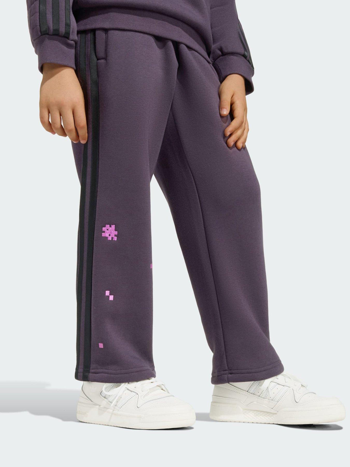 Image 4 of 5 of adidas Originals Minecraft Loose Crew Set&nbsp;