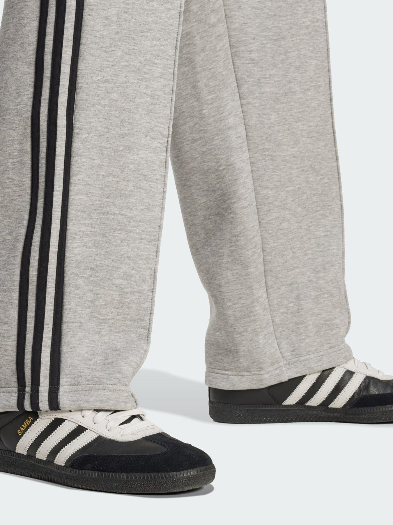 Image 4 of 5 of adidas Originals Adicolor Spacer Baggy Tracksuit Pants