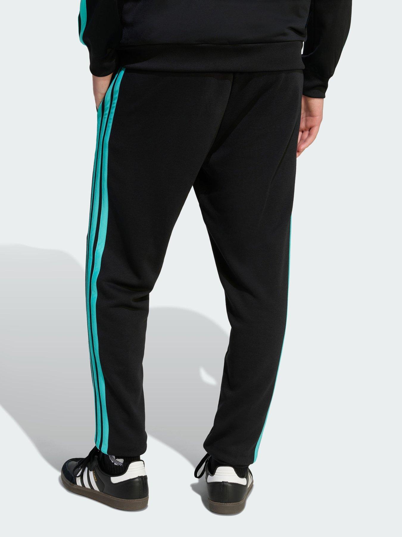 Image 2 of 5 of adidas Mercedes - AMG&nbsp;Petronas&nbsp;Formula&nbsp;1 Team DNA Print&nbsp;