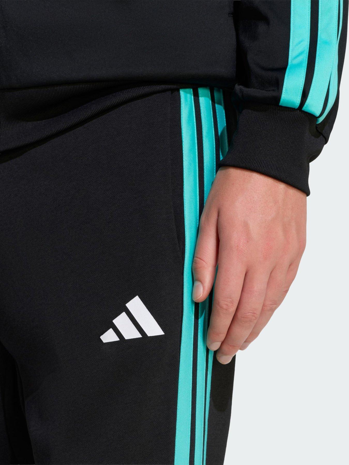 Image 3 of 5 of adidas Mercedes - AMG&nbsp;Petronas&nbsp;Formula&nbsp;1 Team DNA Print&nbsp;
