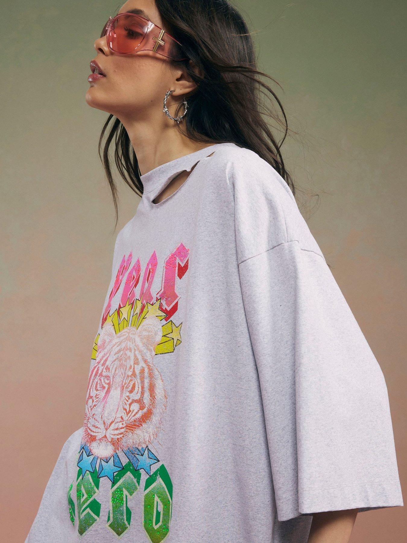 Image 4 of 4 of River Island Year Zero Tiger Boyfriend Fit T-shirt - Grey