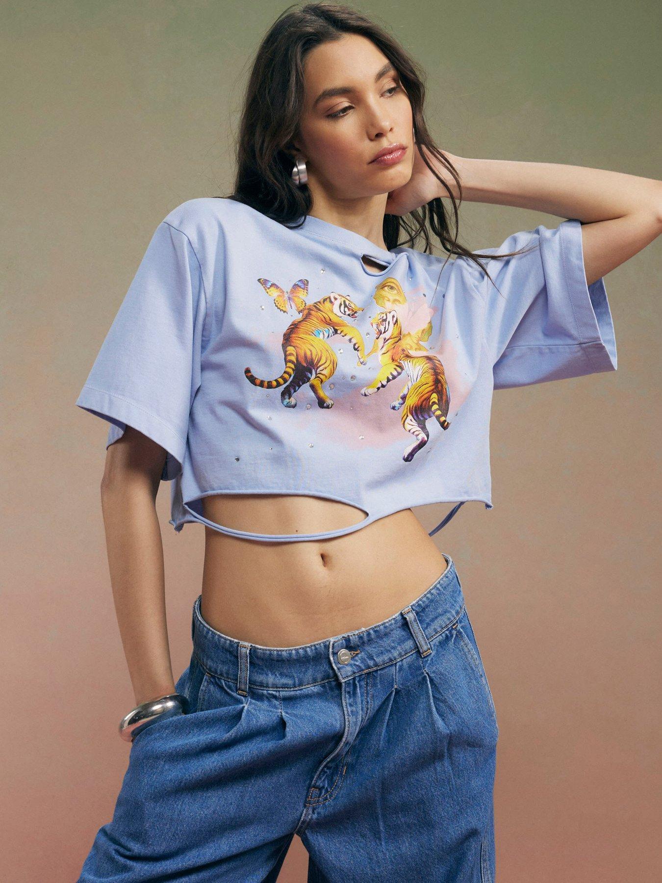 Image 1 of 4 of River Island Year Zero Tiger Graphic Crop T-shirt - Blue