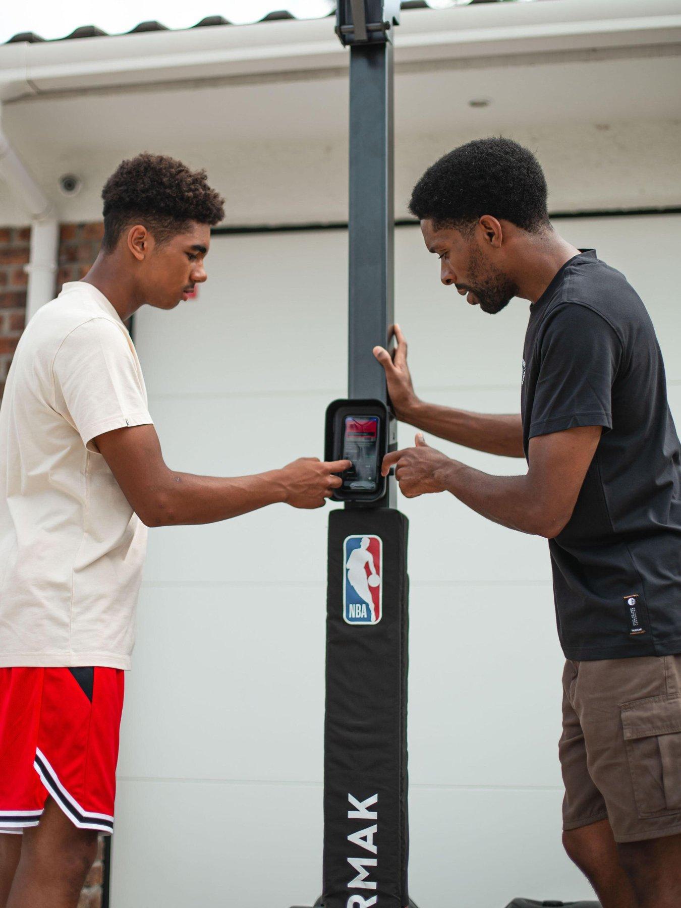 Image 5 of 6 of Decathlon Smart Basketball Hoop