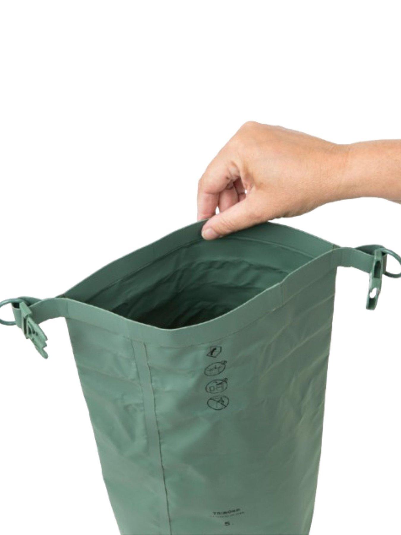 Image 3 of 5 of Decathlon Dry bag (IPX6) with visibility window 5L - Green