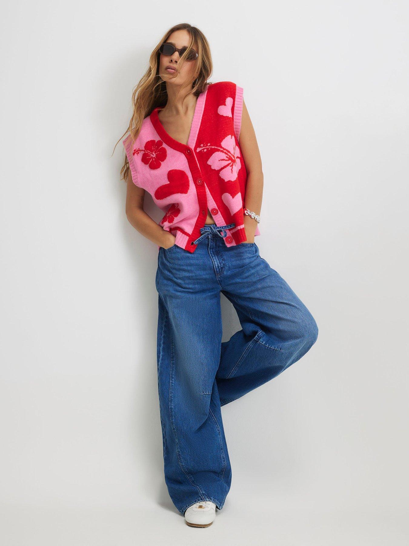 Image 3 of 4 of River Island Floral Sleeveless Cardigan