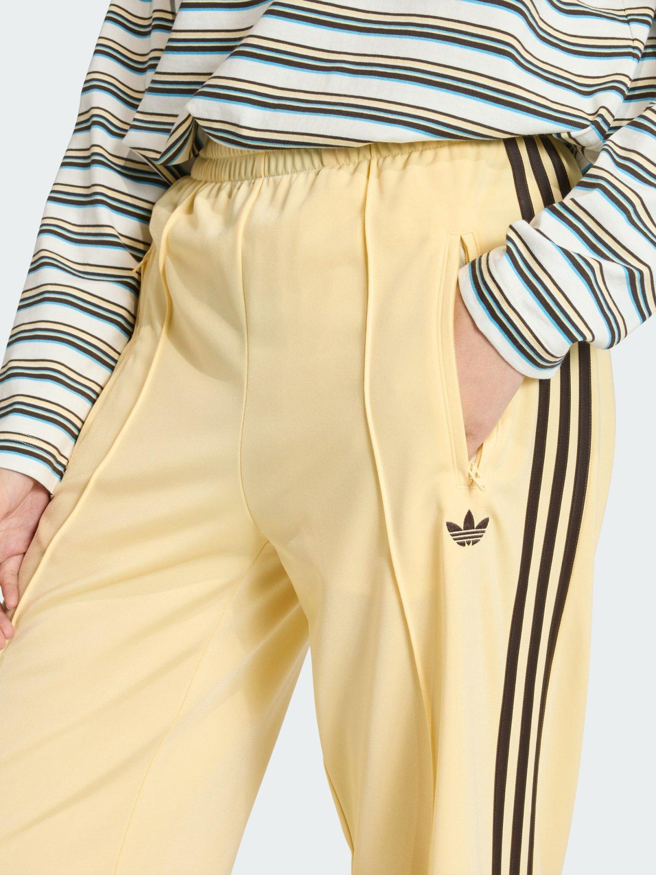 Image 3 of 5 of adidas Originals FB TP LOOSE trousers