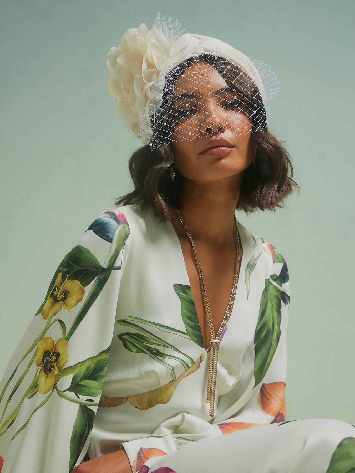 Image 2 of 5 of River Island Premium Francesca Pearl Fascinator