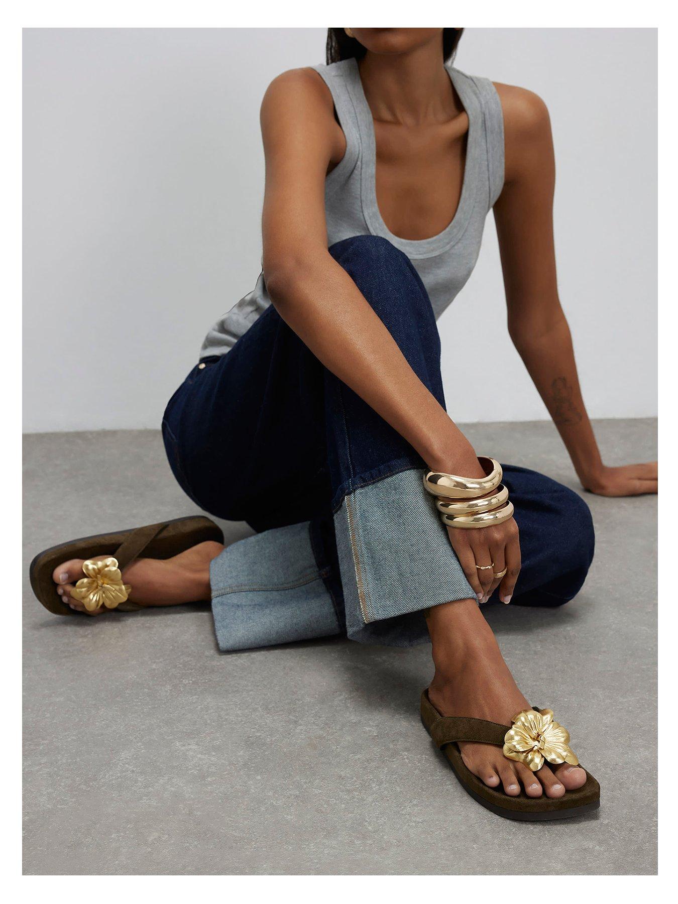 Image 4 of 4 of River Island Flower Toe Thong Flat Sandals