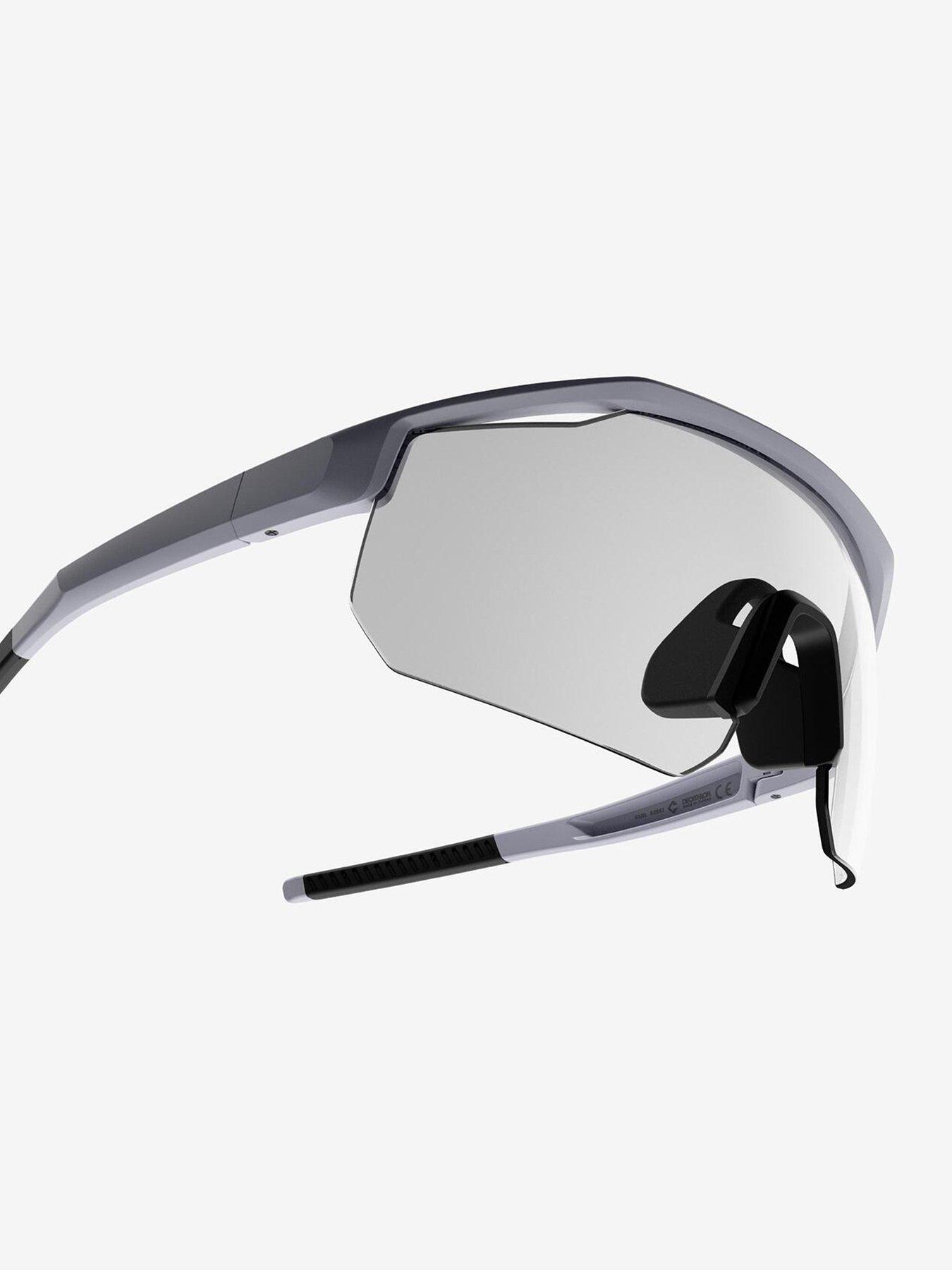 Image 4 of 6 of Decathlon Photochromic cycling glasses, Category 3, Perf 500 Light - White