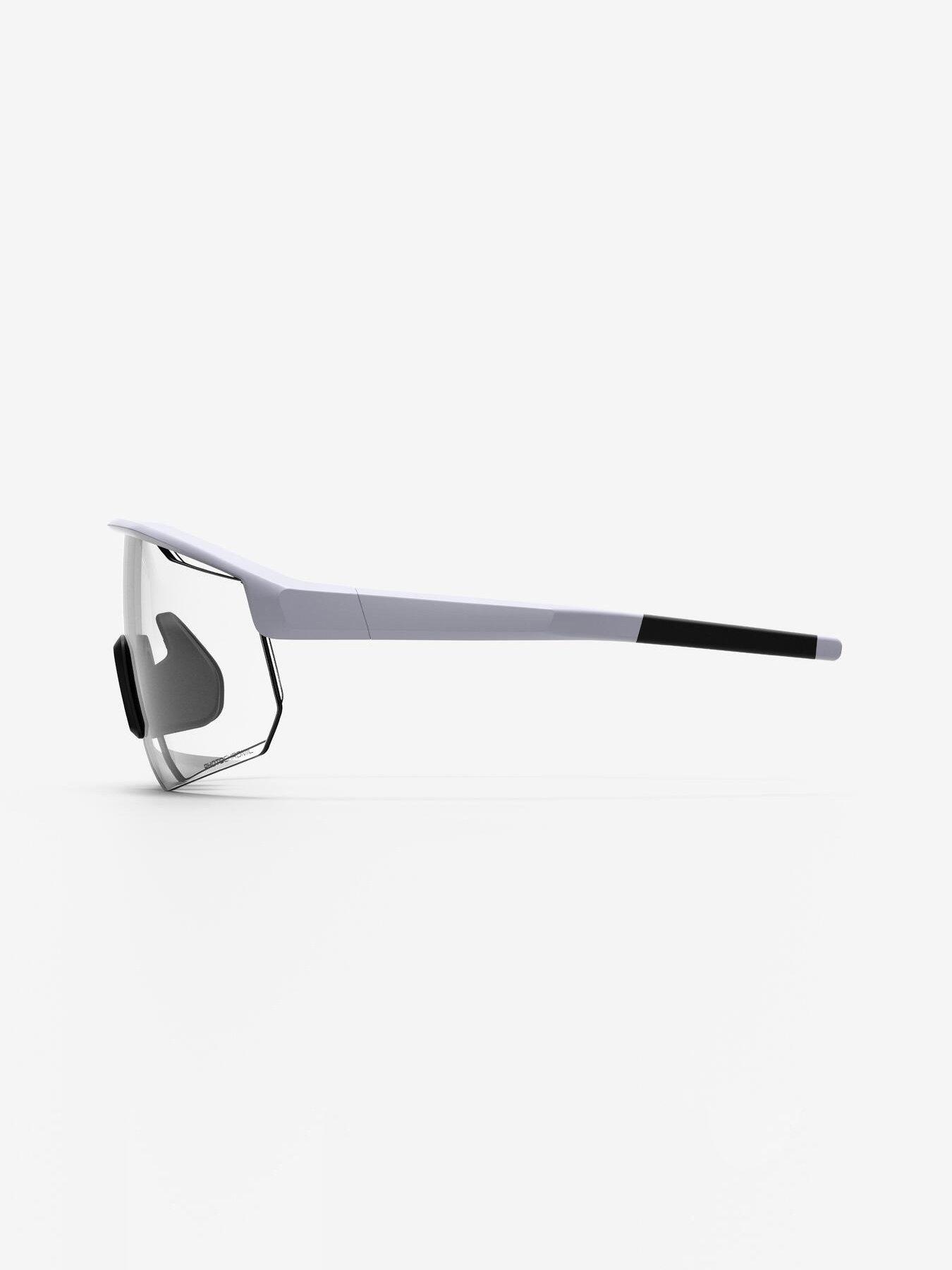 Image 6 of 6 of Decathlon Photochromic cycling glasses, Category 3, Perf 500 Light - White