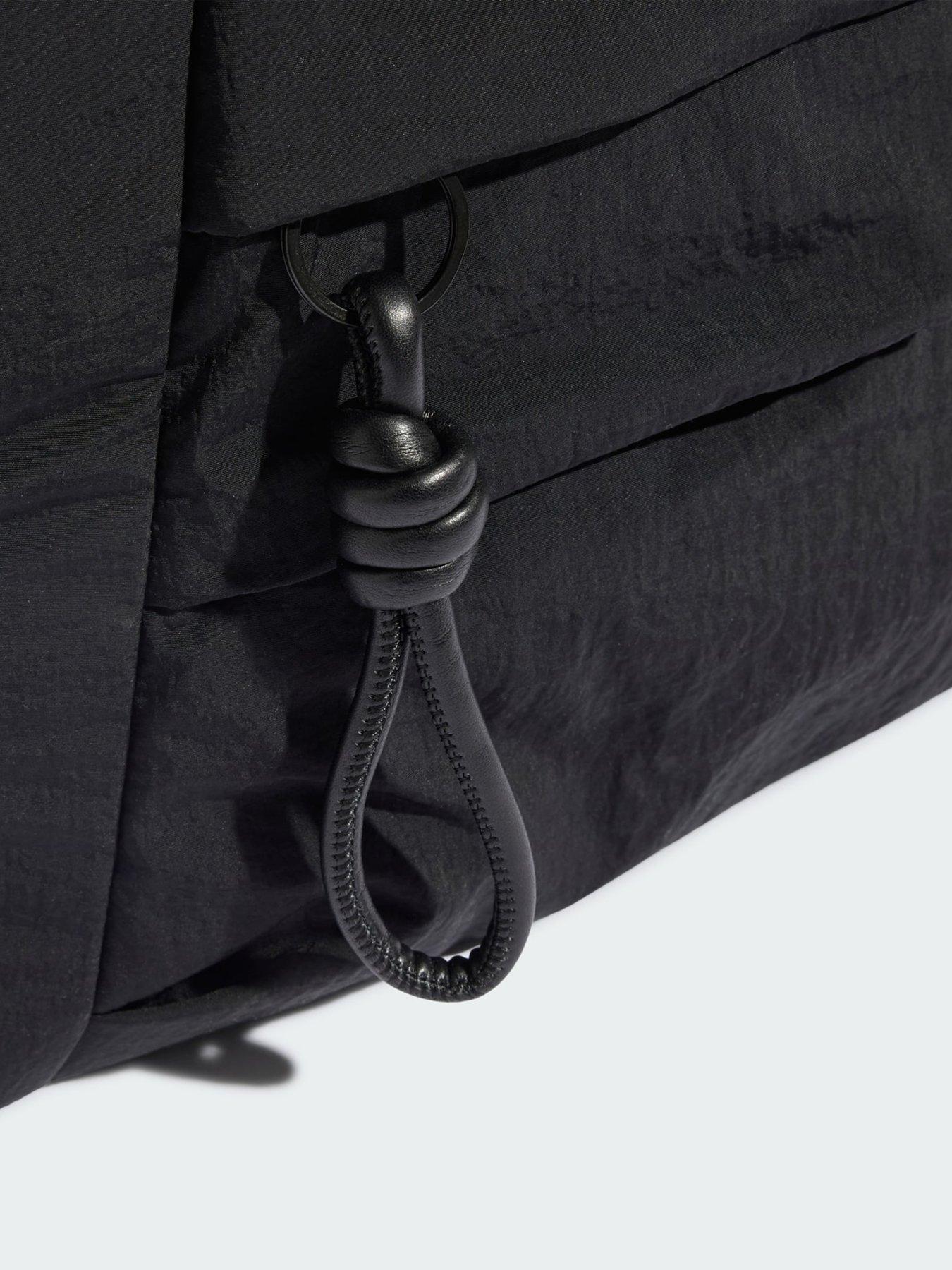 Image 5 of 6 of adidas FAVORITE DUFFEL BAG
