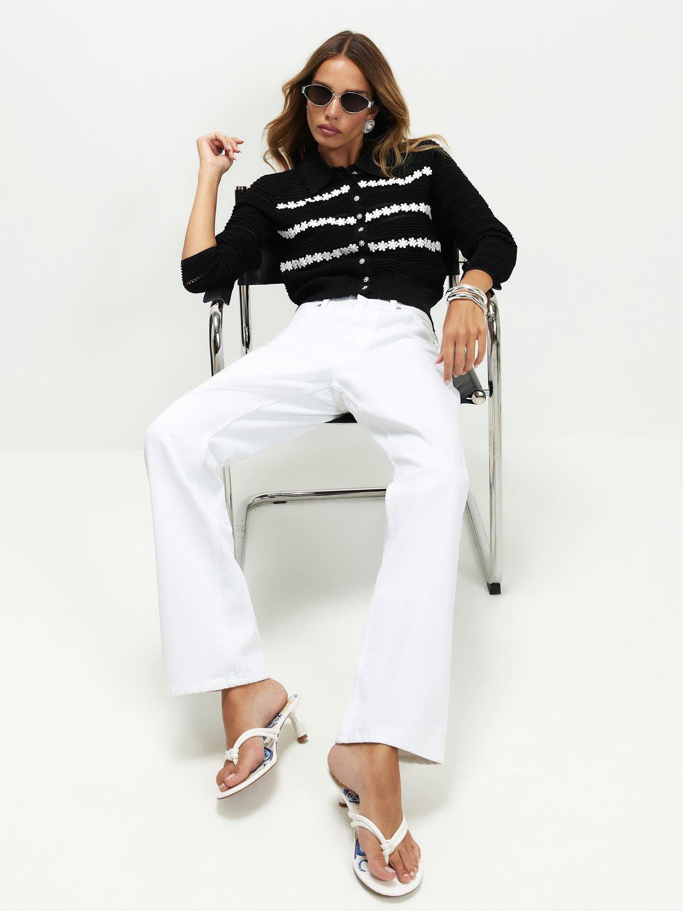 Image 4 of 4 of River Island Knitted Long Sleeve Daisy Cardigan - Black
