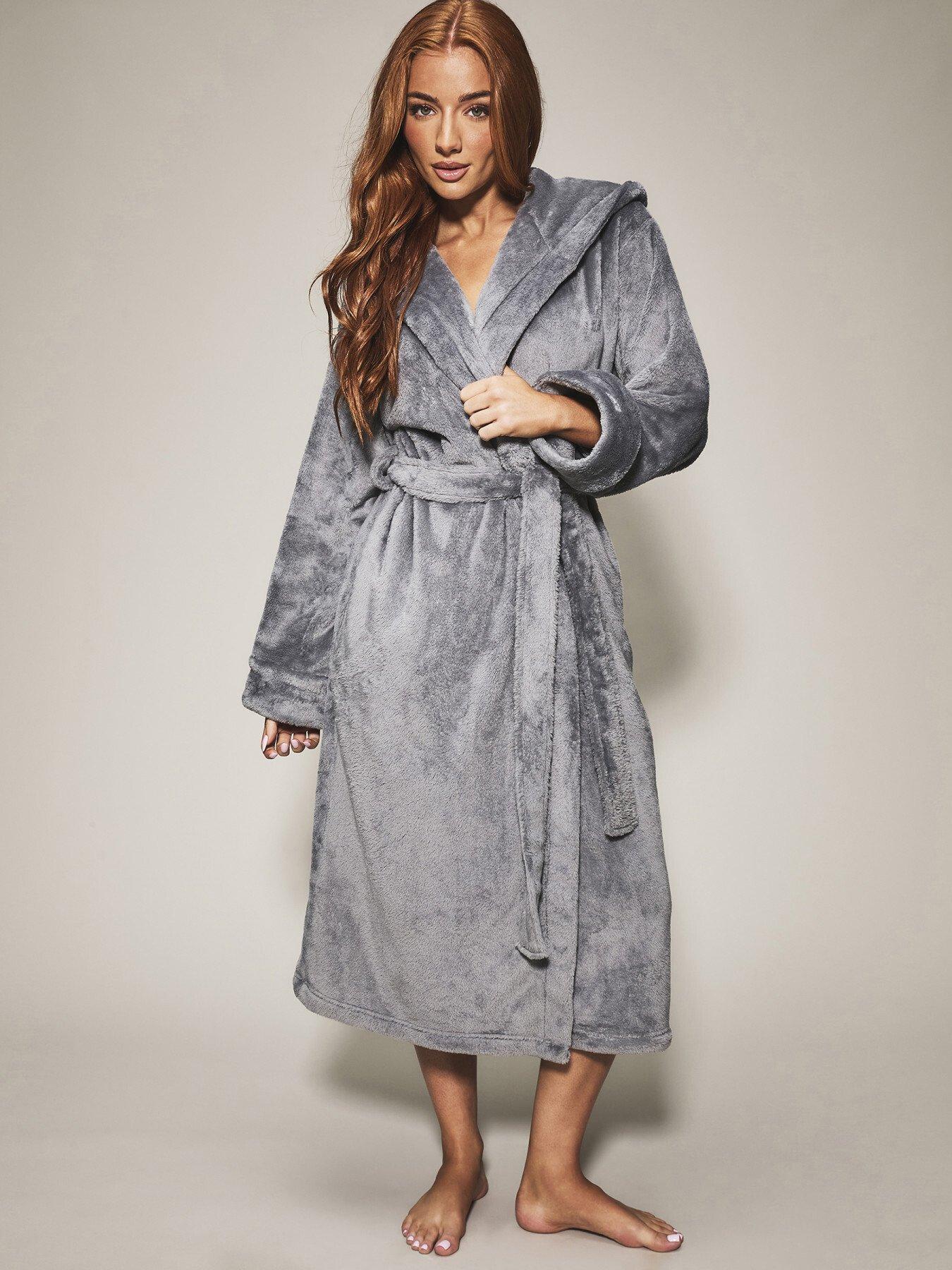 Image 1 of 4 of Knickerbox Knickerbox Rosa Cosy Robe