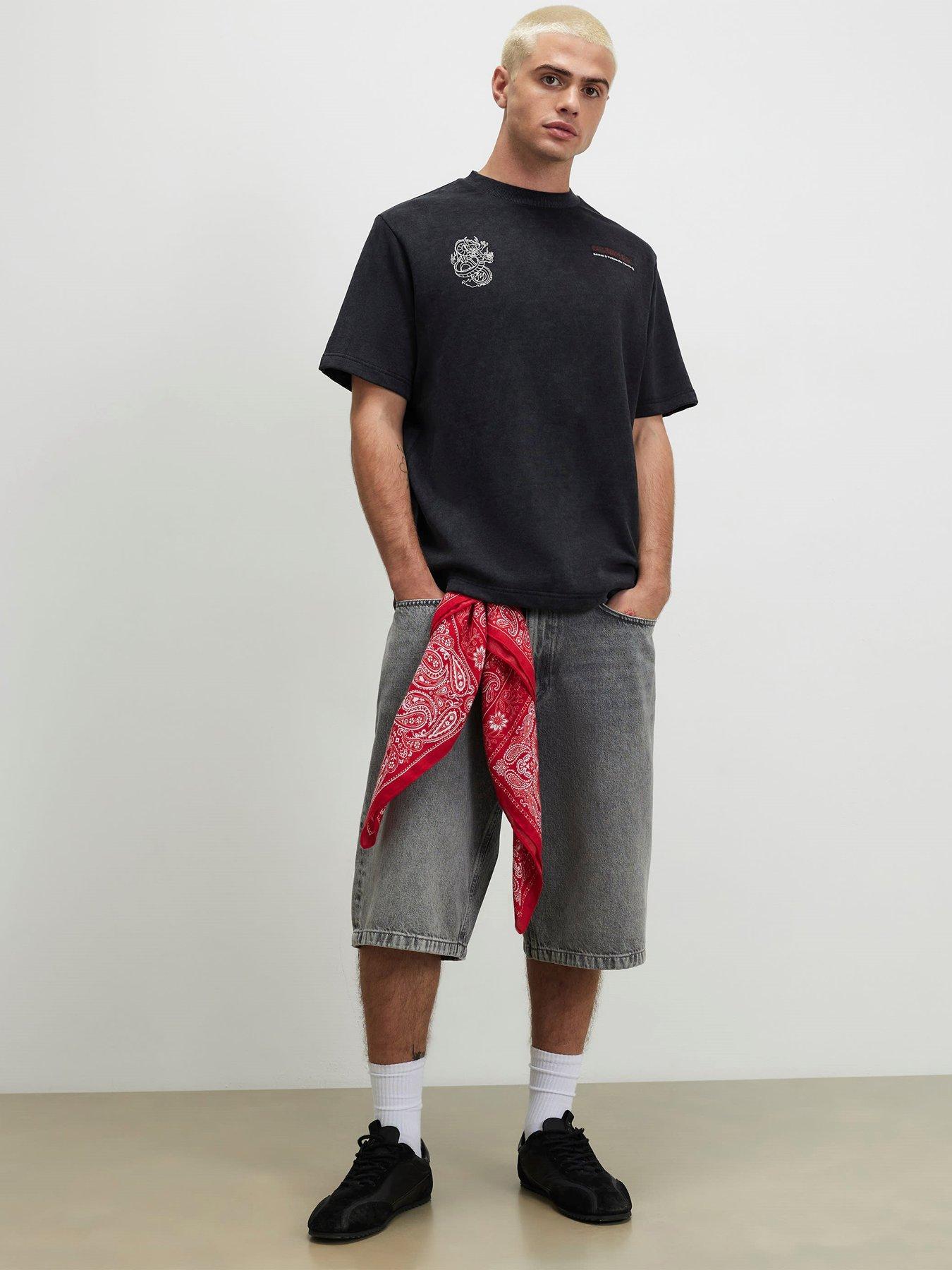 Image 3 of 4 of River Island Cotton Kaminari Dragon T-shirt