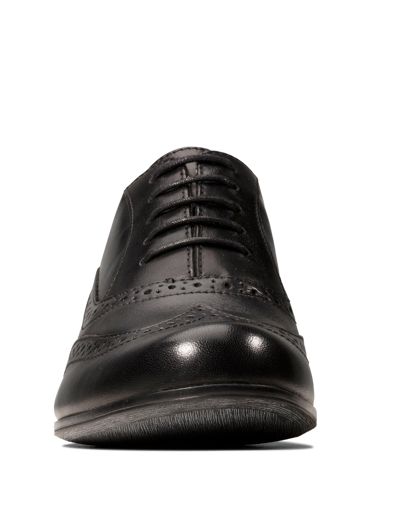 clarks hamble oak brogues