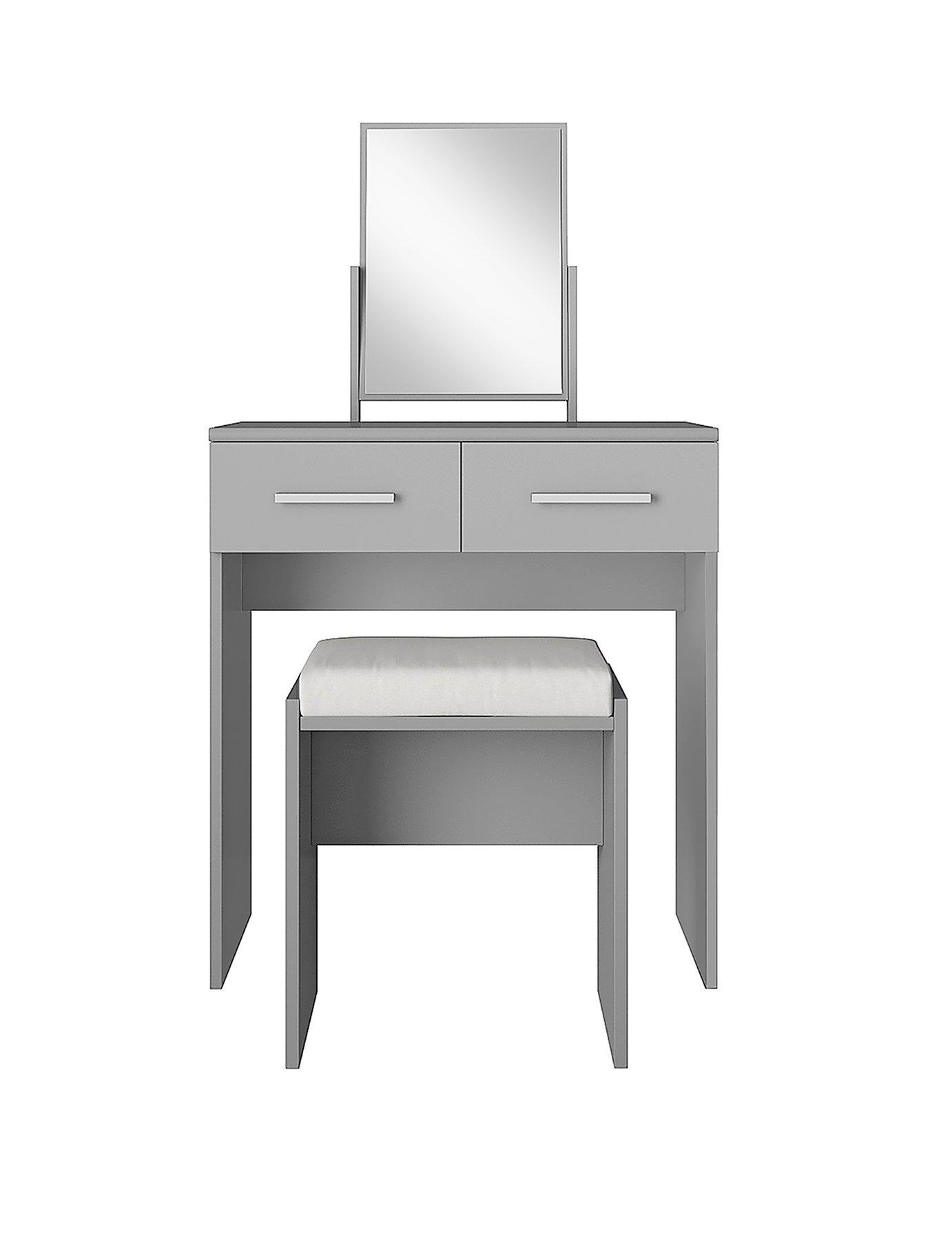 black dressing table without mirror