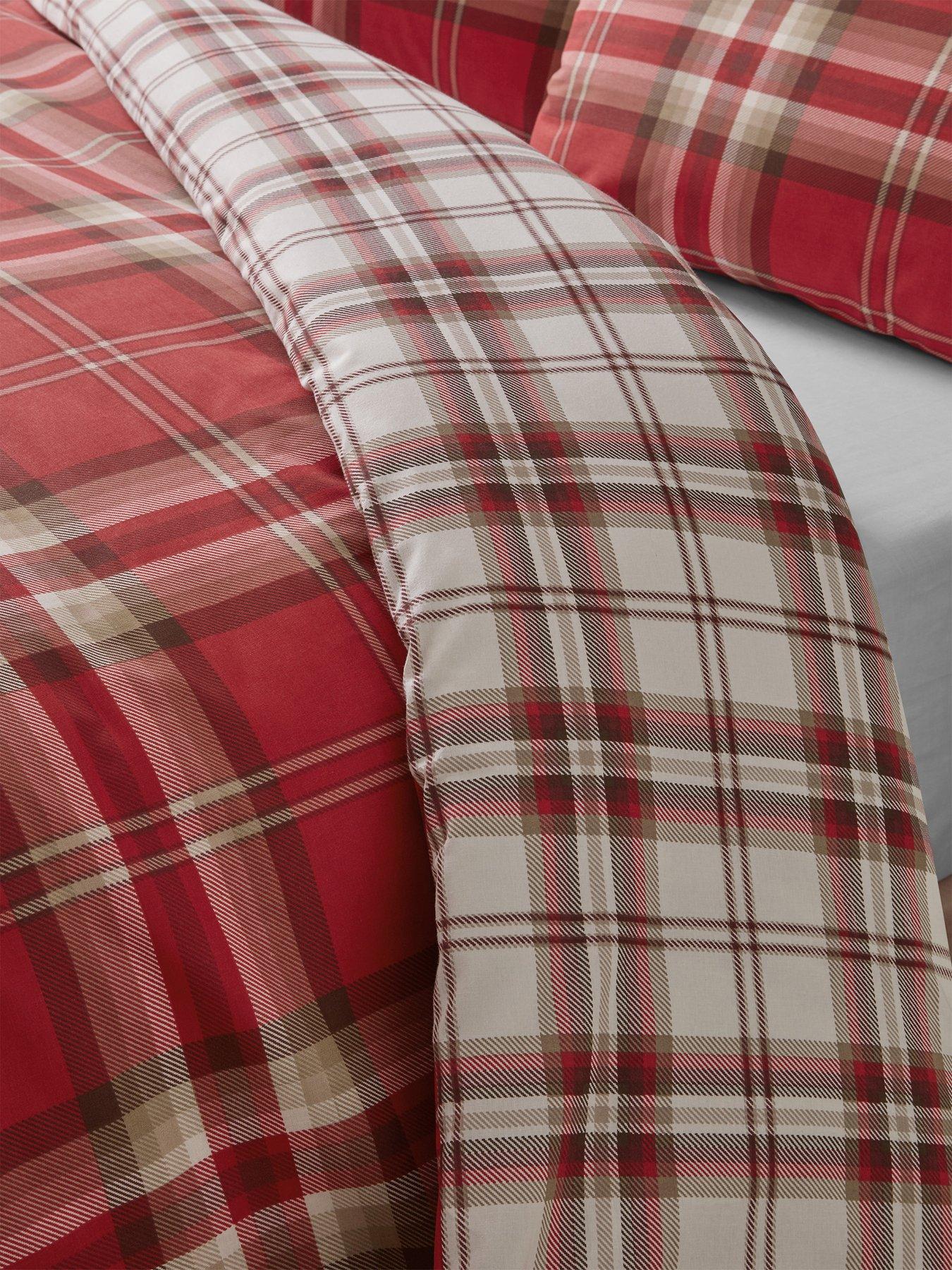 Image 5 of 6 of Catherine Lansfield Kelso&nbsp;Duvet Cover Set - Red