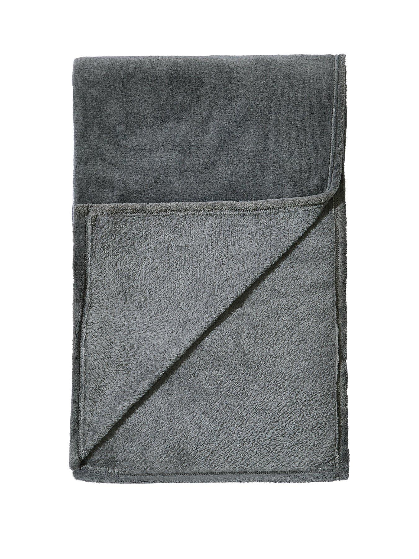 Very Home Jumbo Fleece Throw - Black