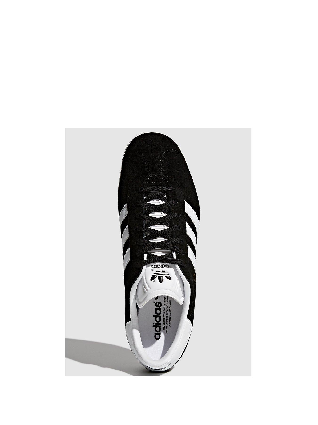 Image 5 of 8 of adidas Originals Gazelle Trainers - Black/White