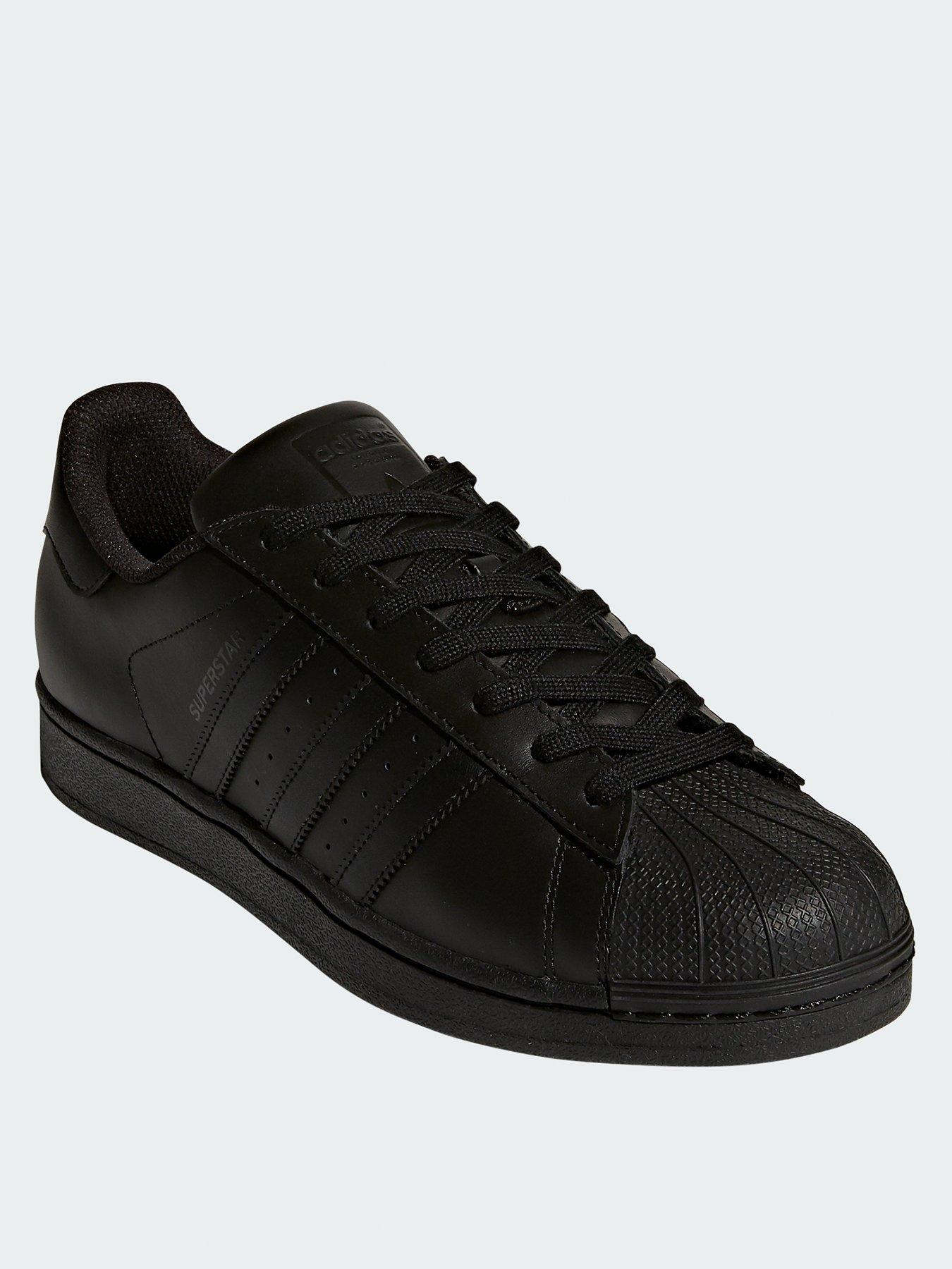 adidas superstar trainers black and white