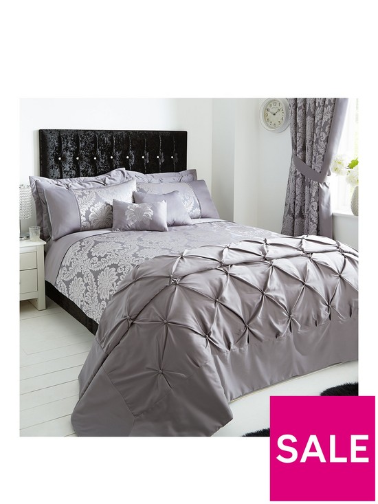 stillFront image of very-home-boston-bedspread-throw-and-pillow-shams-silver