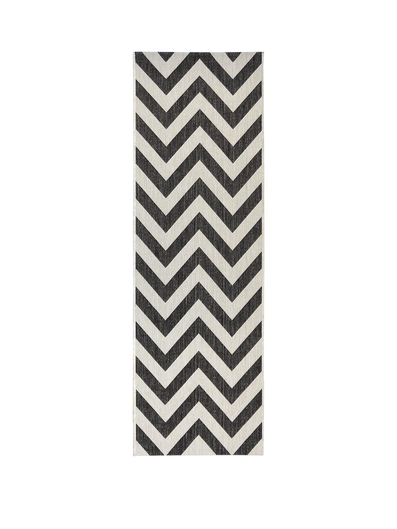 Image 1 of 5 of The Very Collection Chevron Indoor/Outdoor Flatweave Runner - Black/White