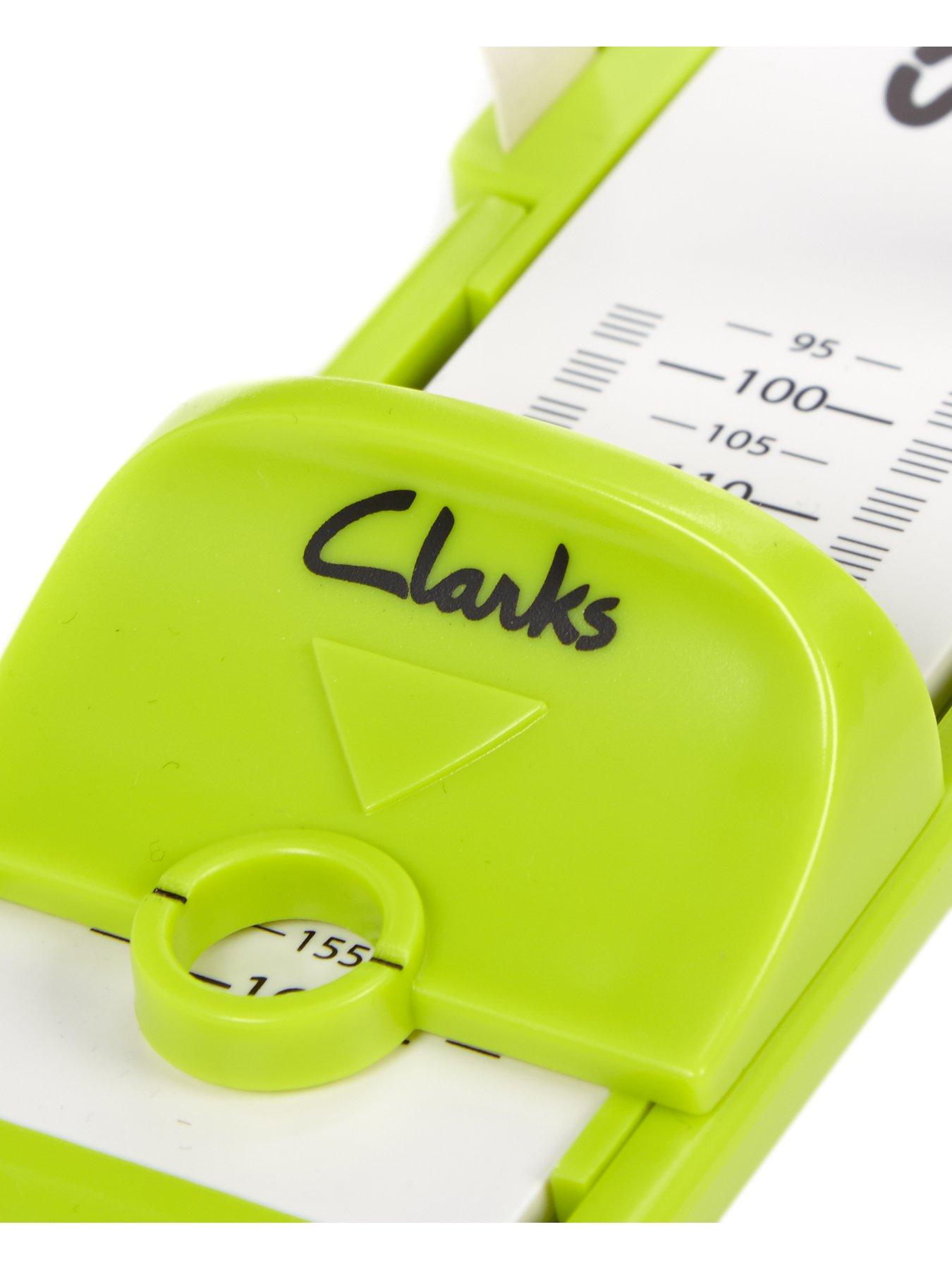 clarks toddler foot gauge