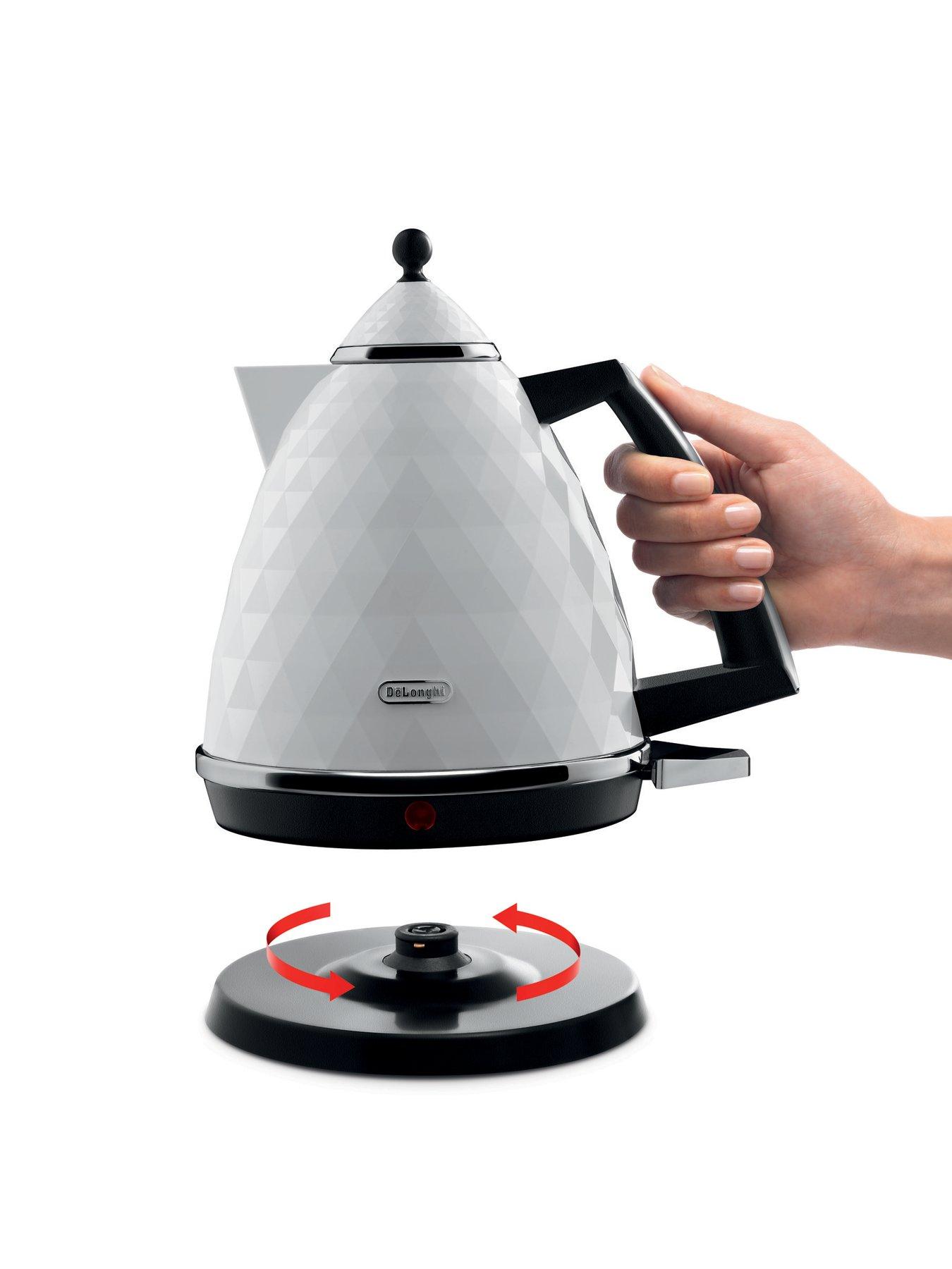 Delonghi brillante kettle and toaster hotsell