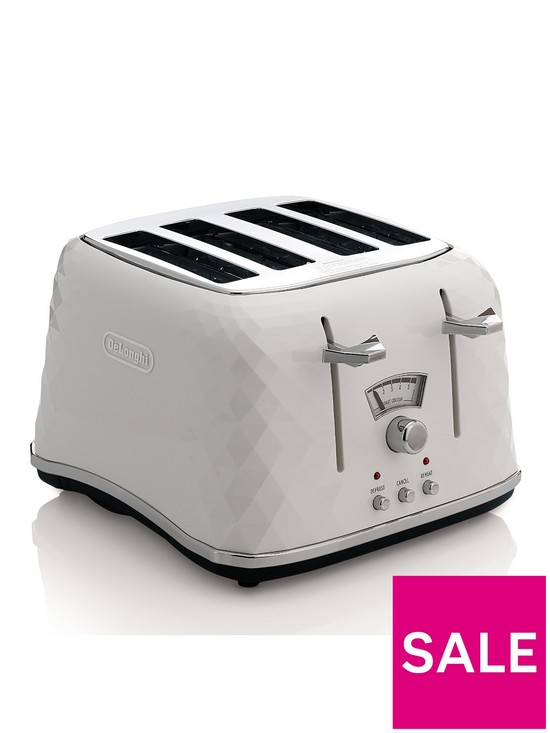front image of delonghi-brillante-4-slice-toaster-ctj4003w-white
