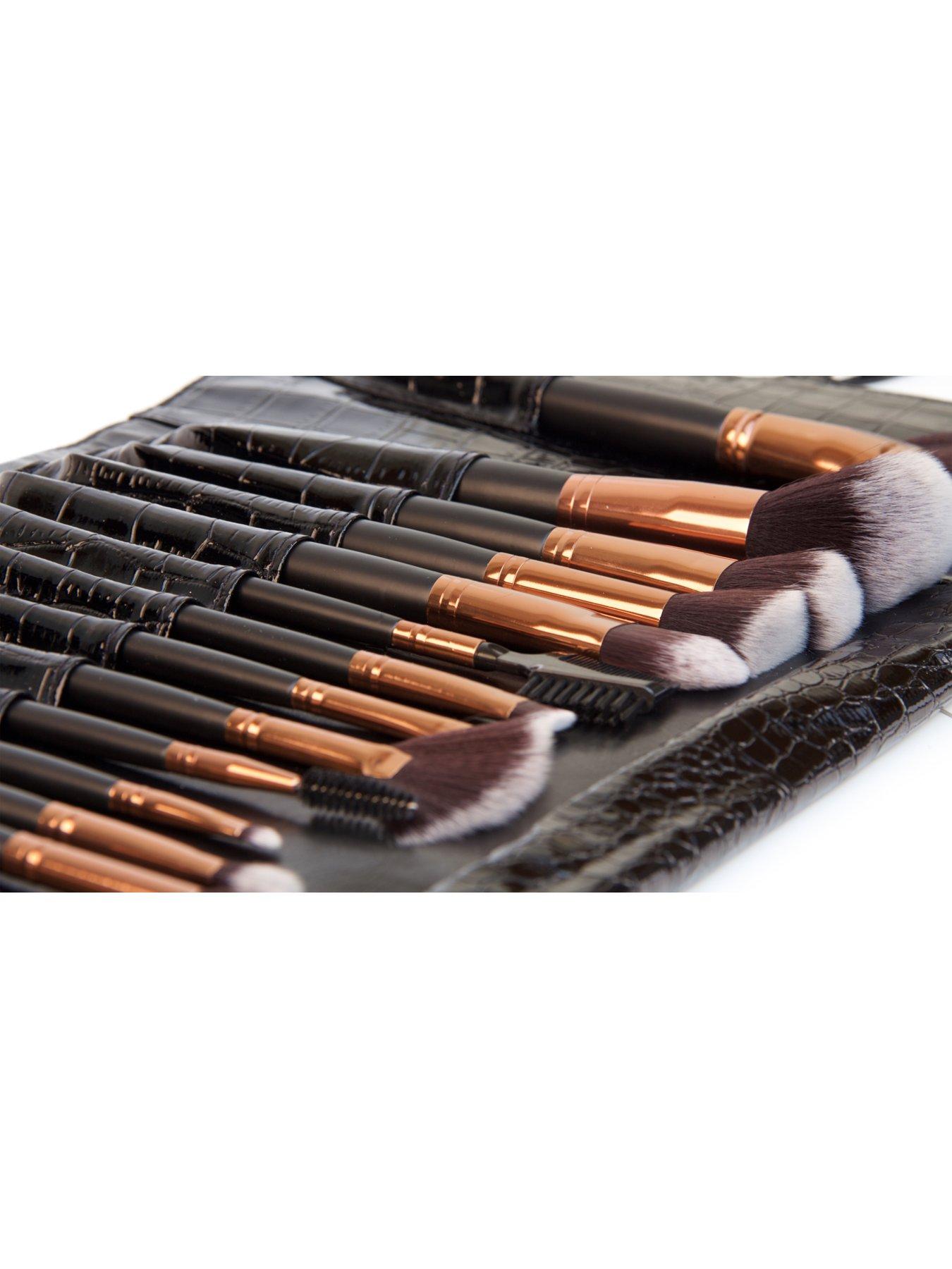 Image 3 of 4 of Rio Professional Make Up Brush Set